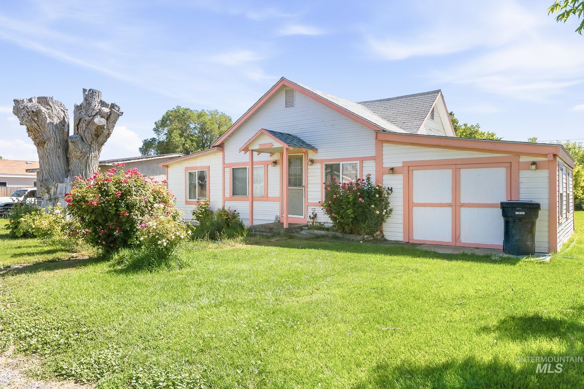 643 Conant Avenue Property Photo 1