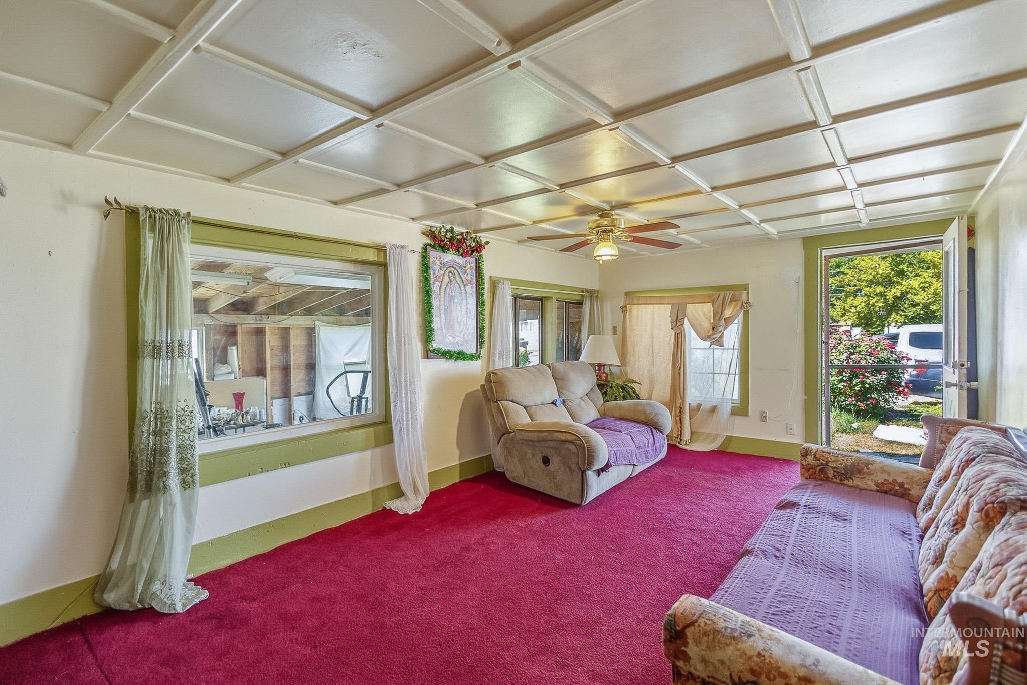 643 Conant Avenue Property Photo 3
