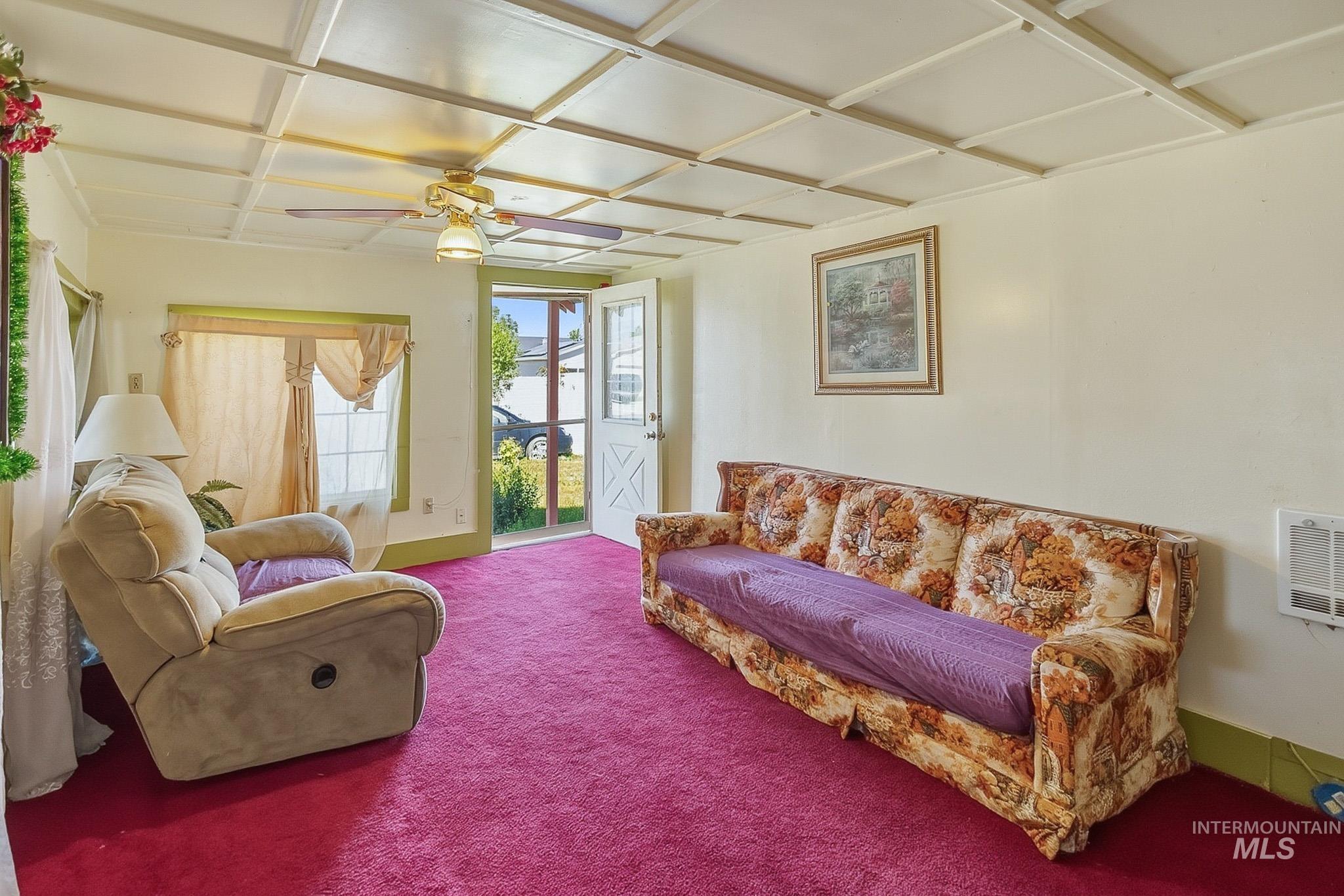 643 Conant Avenue Property Photo 4