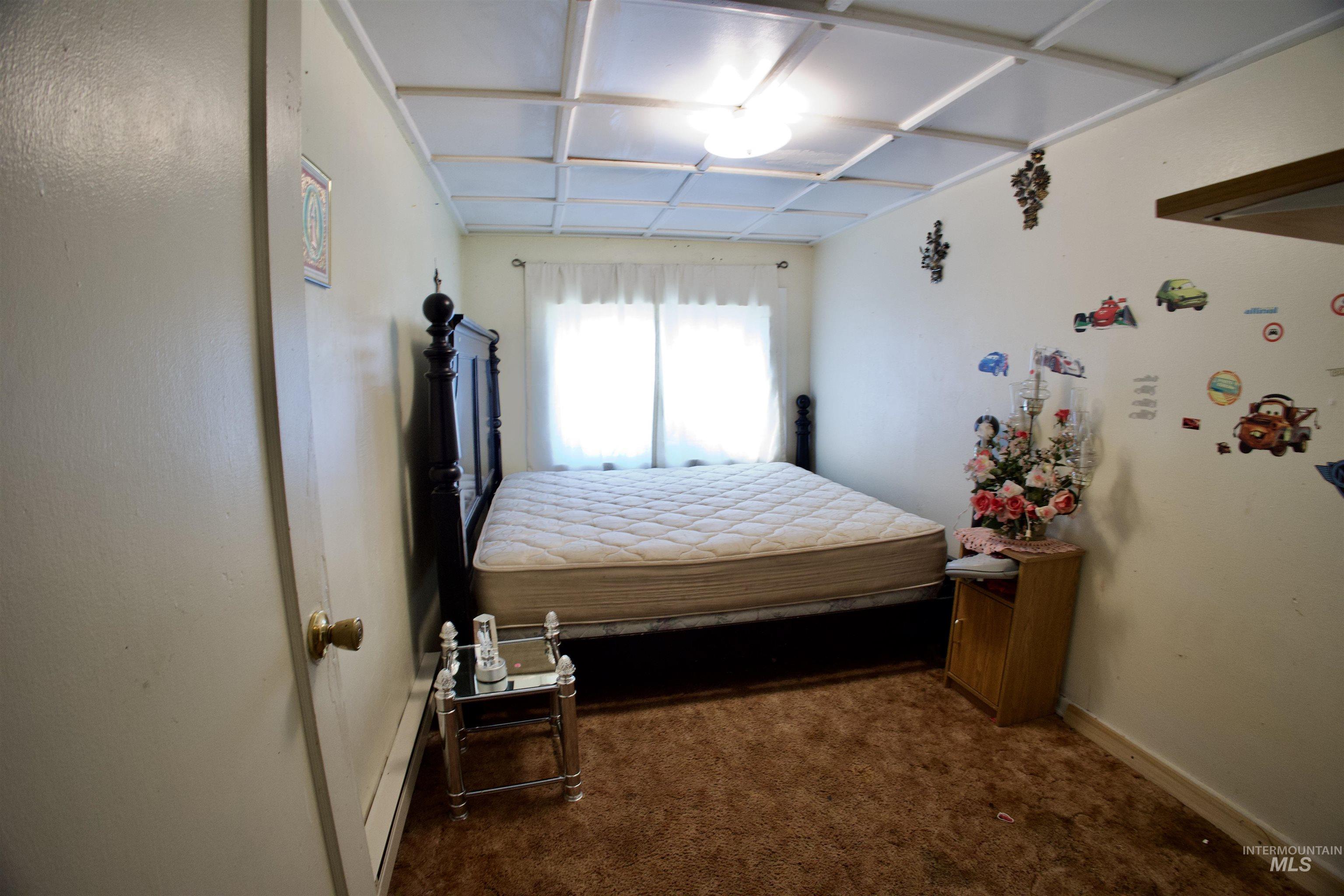 643 Conant Avenue Property Photo 5