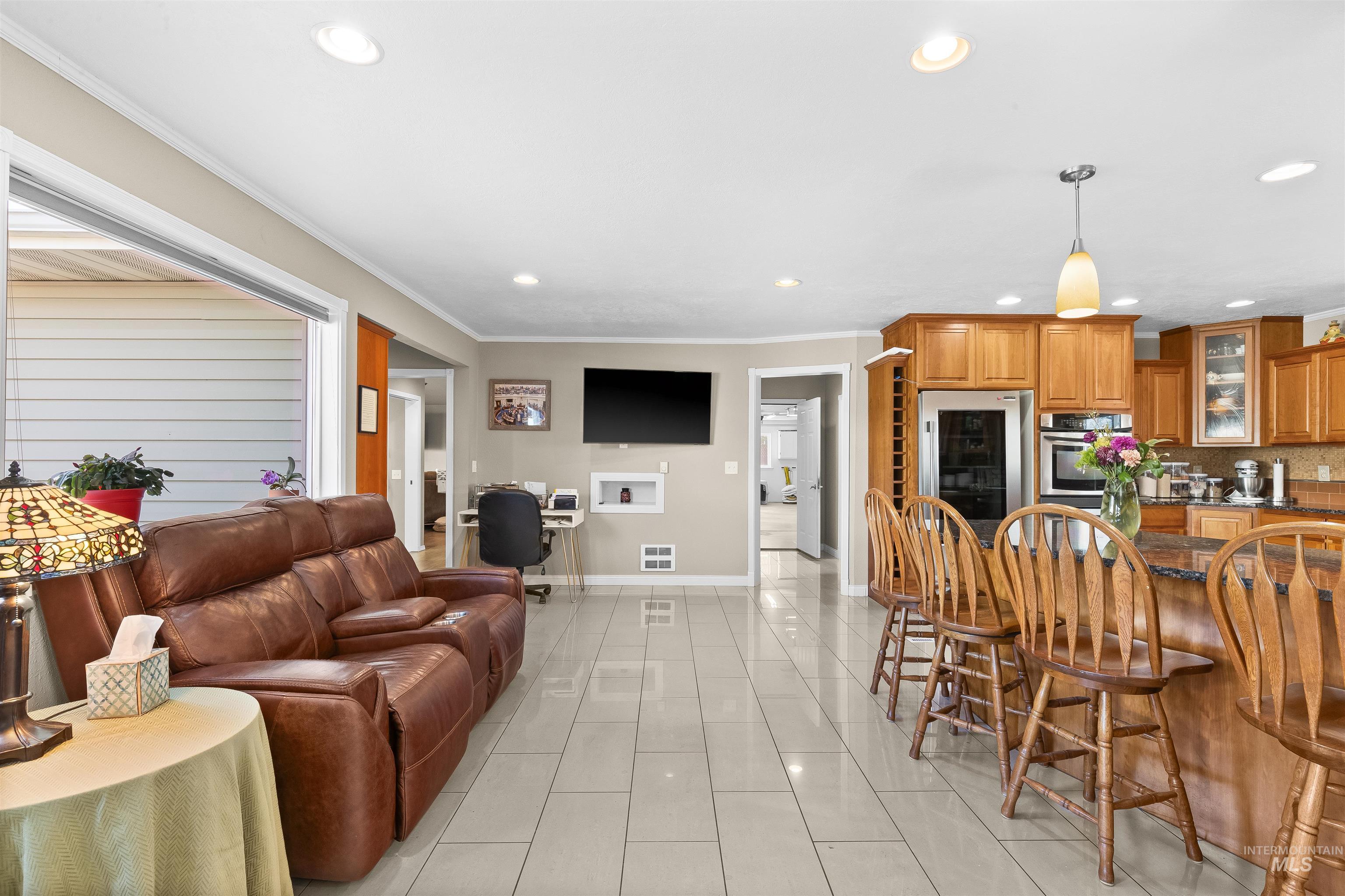 3413 Bluebird Circle Property Photo 8