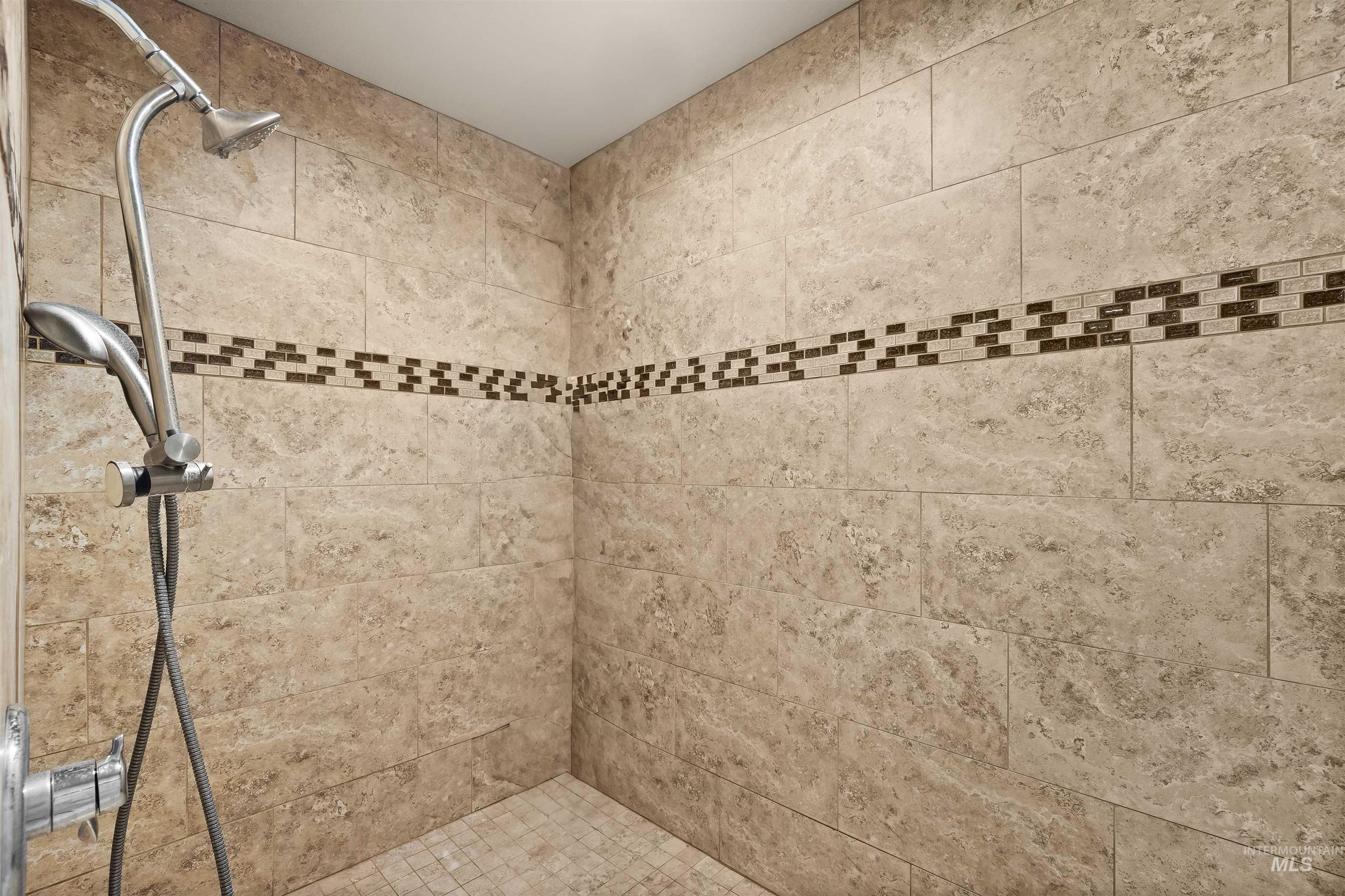3413 Bluebird Circle Property Photo 15