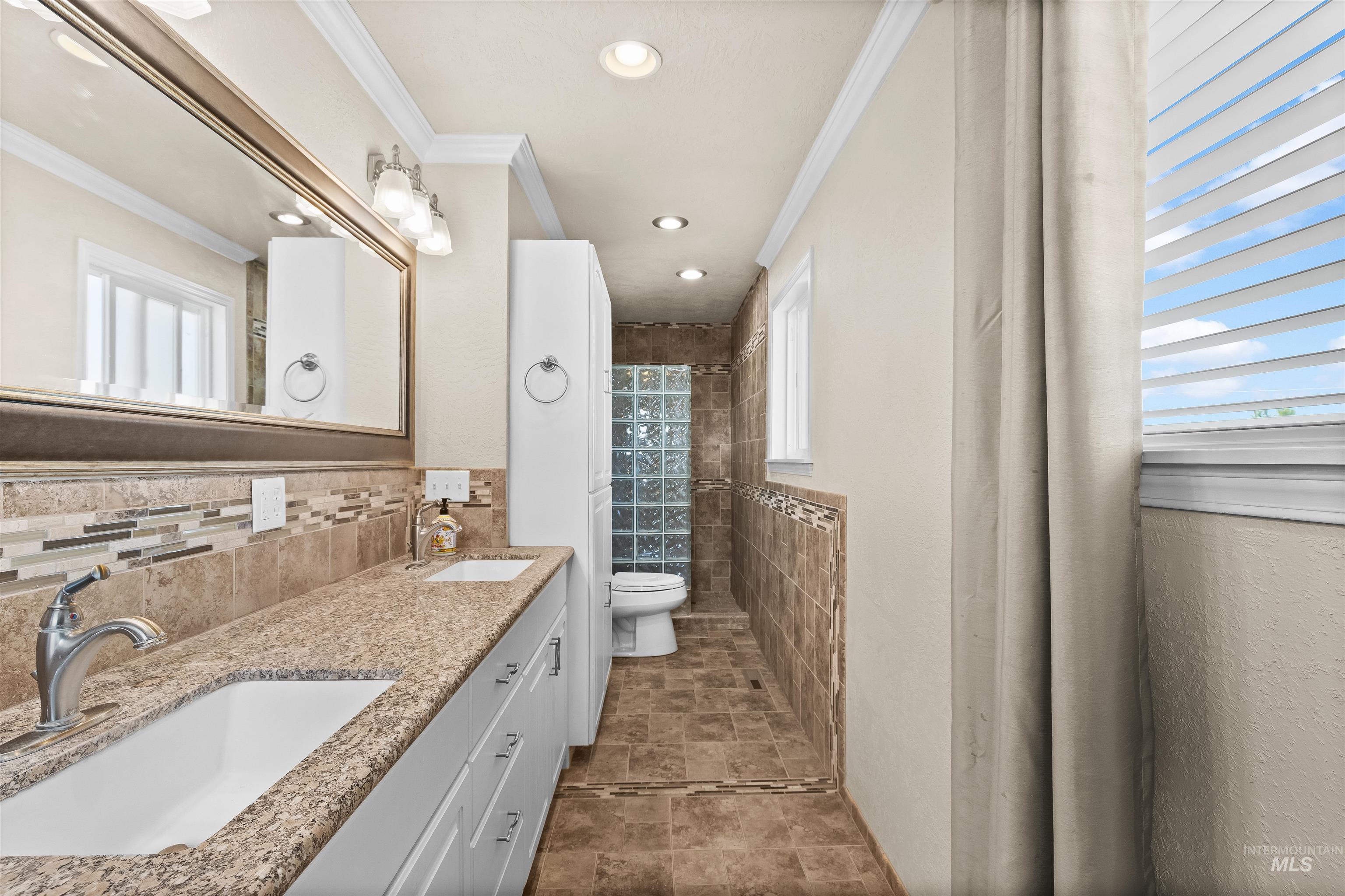 3413 Bluebird Circle Property Photo 21