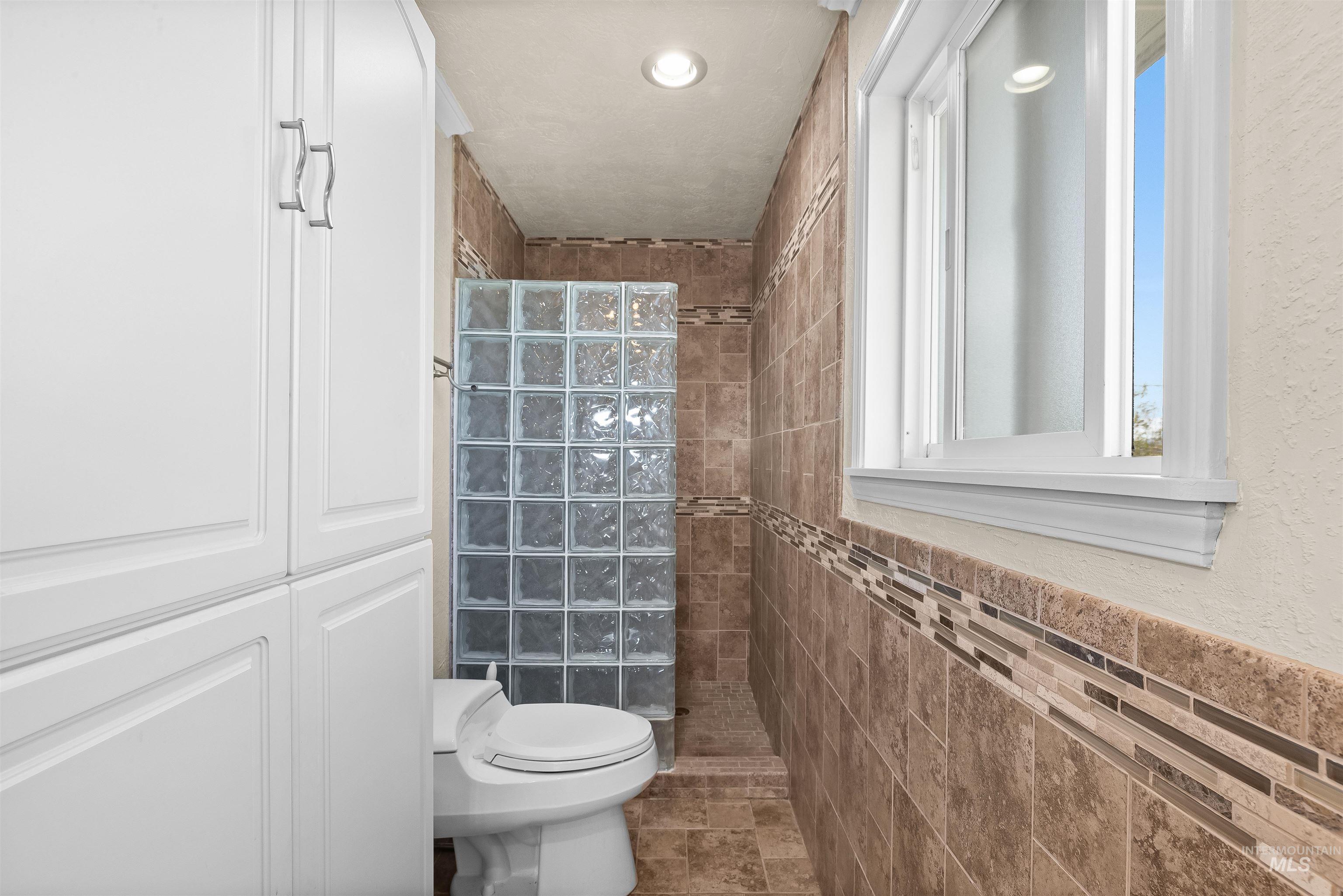 3413 Bluebird Circle Property Photo 22