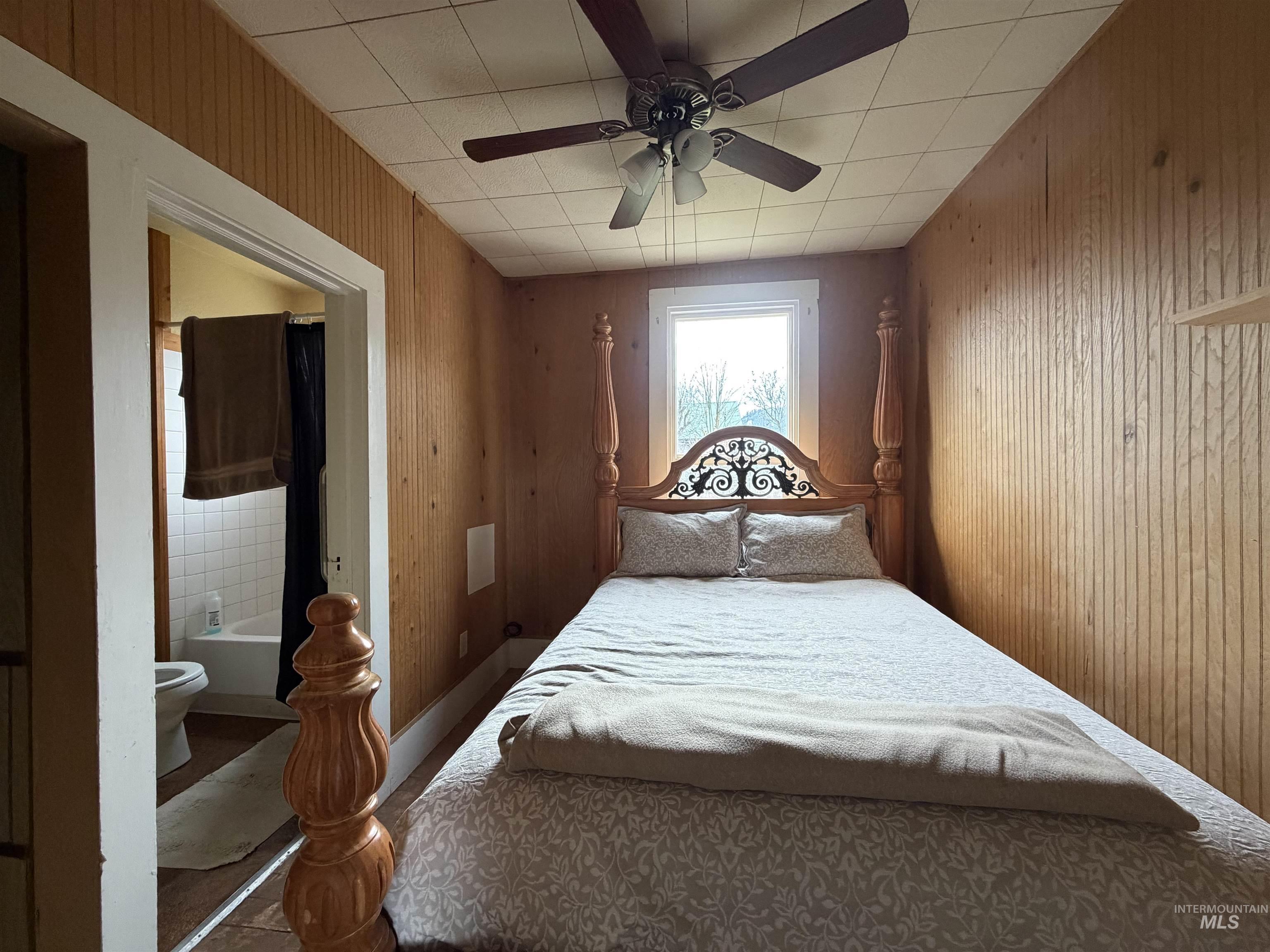 710 Maple Street Property Photo 26