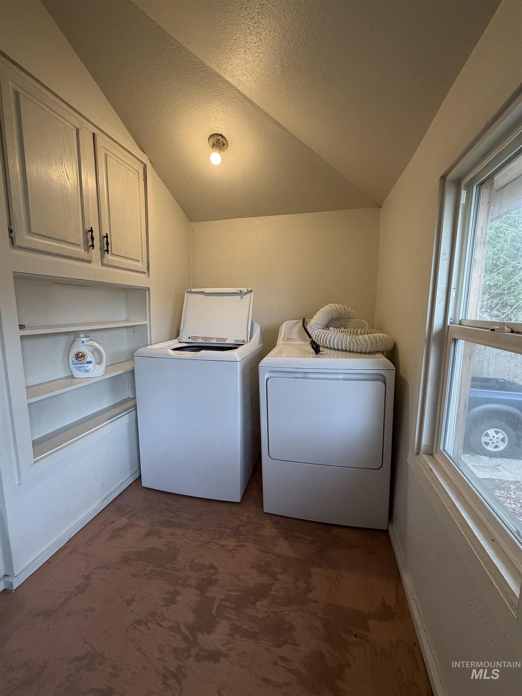 710 Maple Street Property Photo 30
