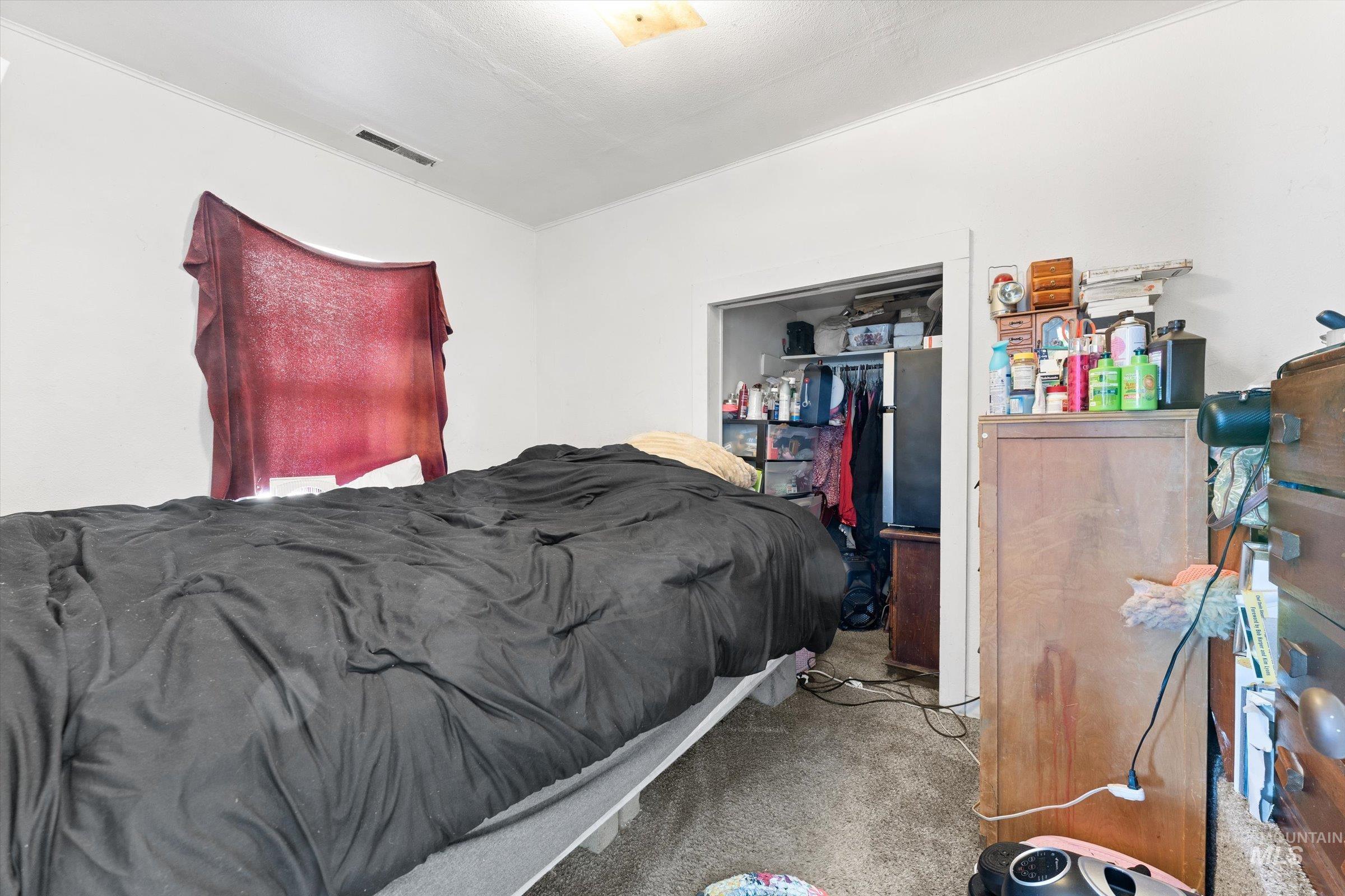 20286 Travis Rd Property Photo 15