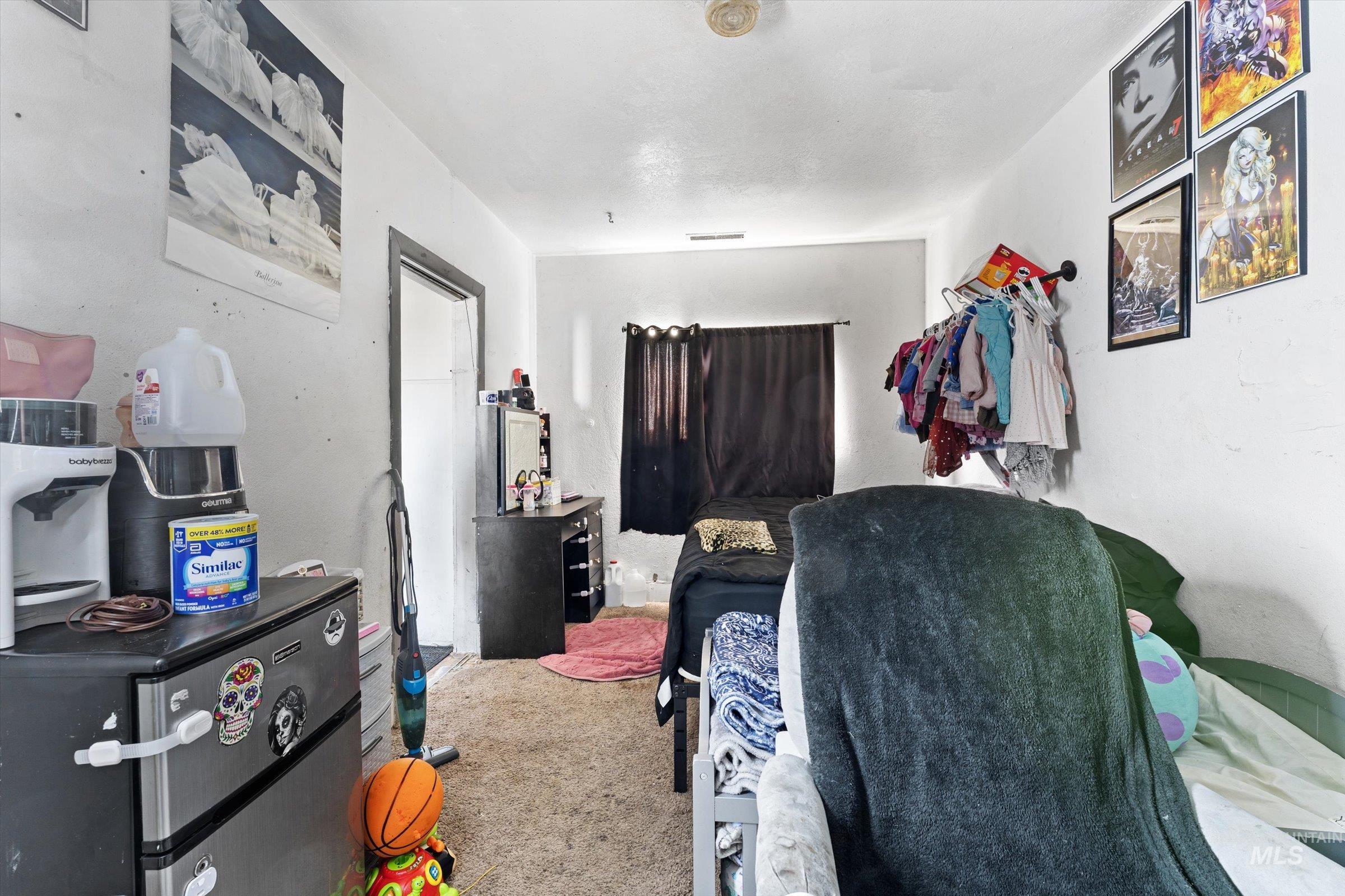 20286 Travis Rd Property Photo 17