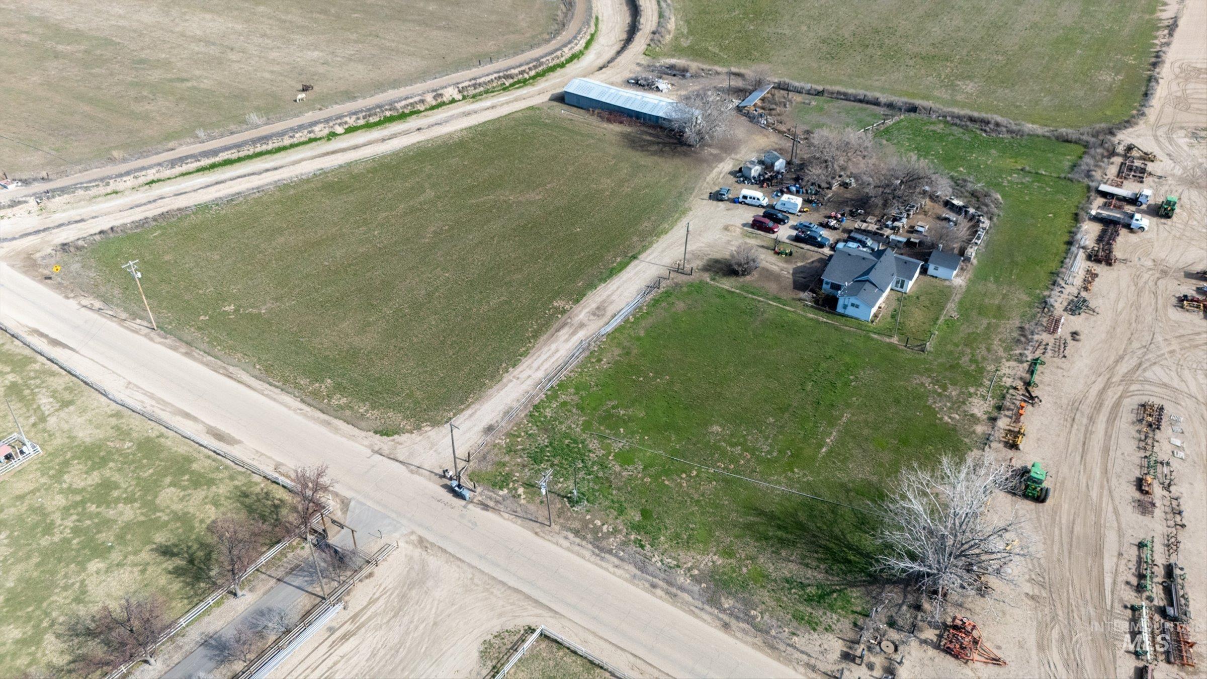 20286 Travis Rd Property Photo 42