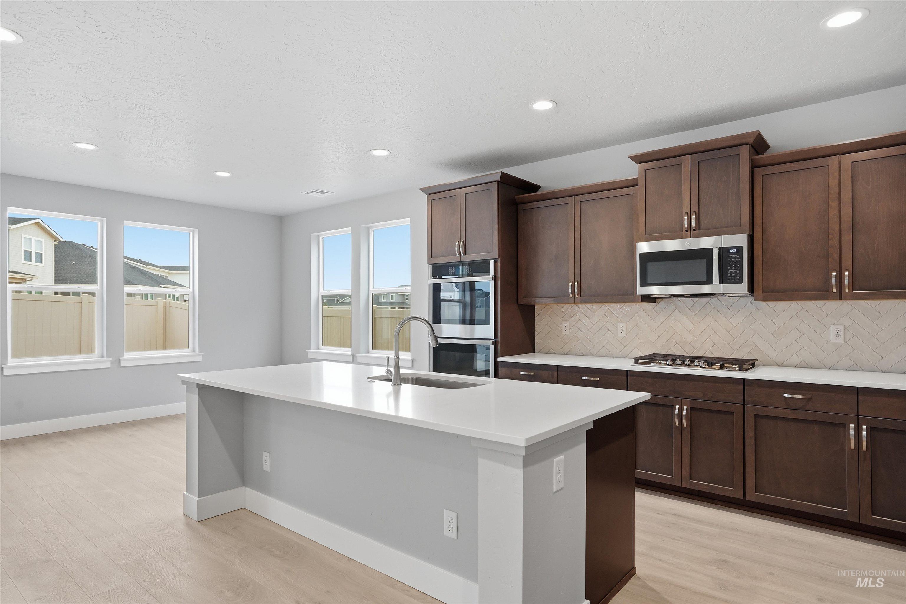 5702 W Ladle Rapids St Property Photo 6