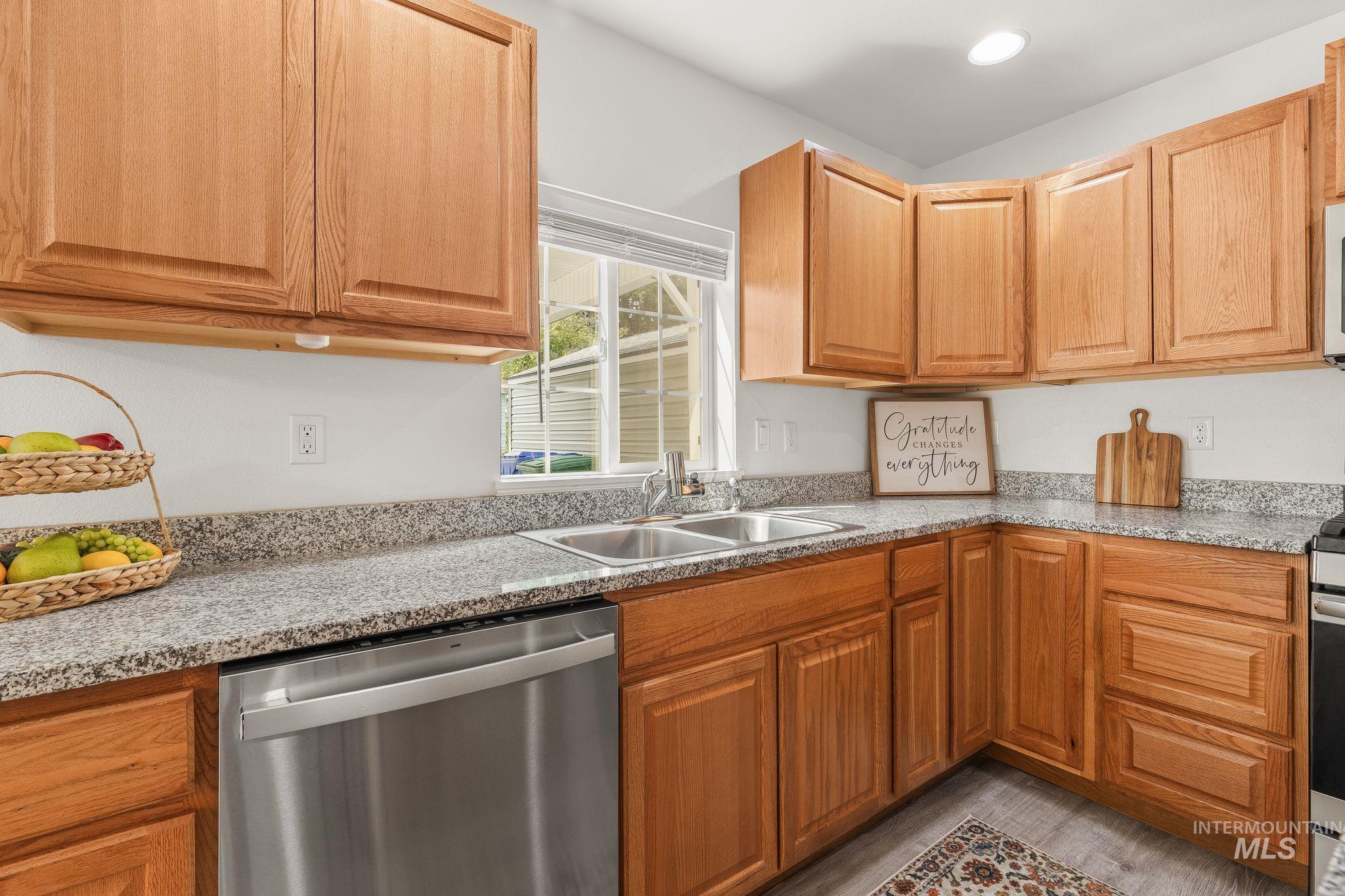 226 1st. Avenue Property Photo 16