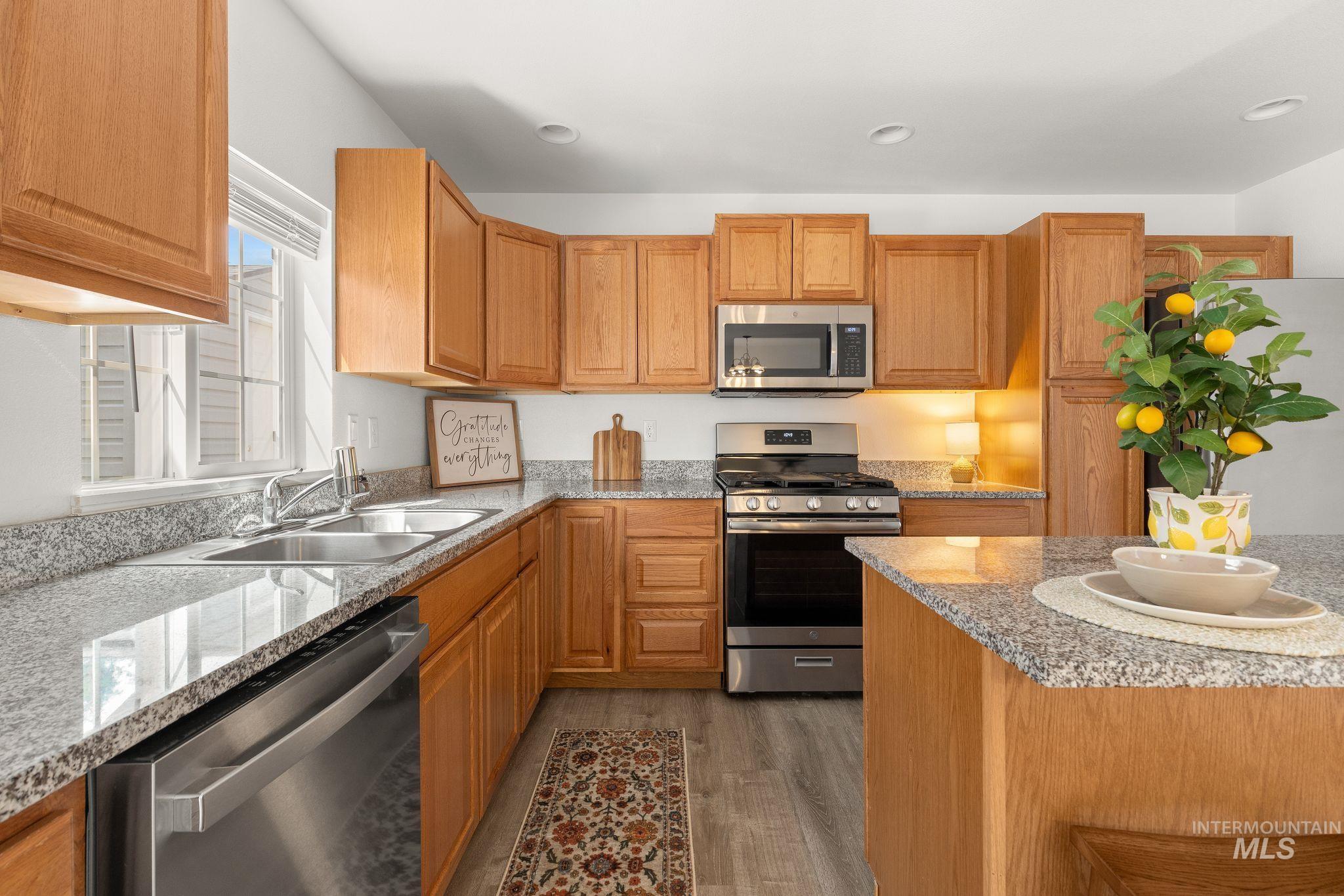 226 1st. Avenue Property Photo 18