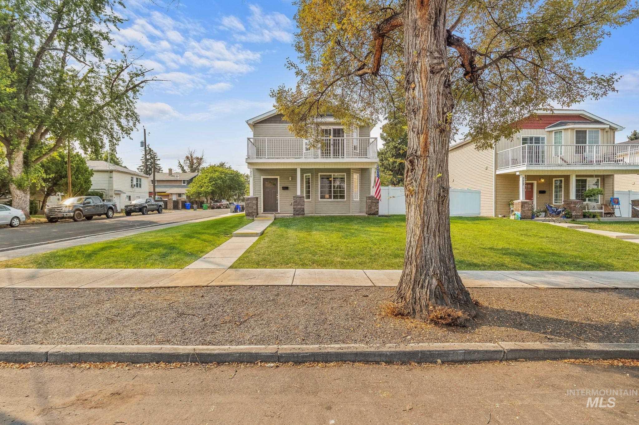 226 1st. Avenue Property Photo 41