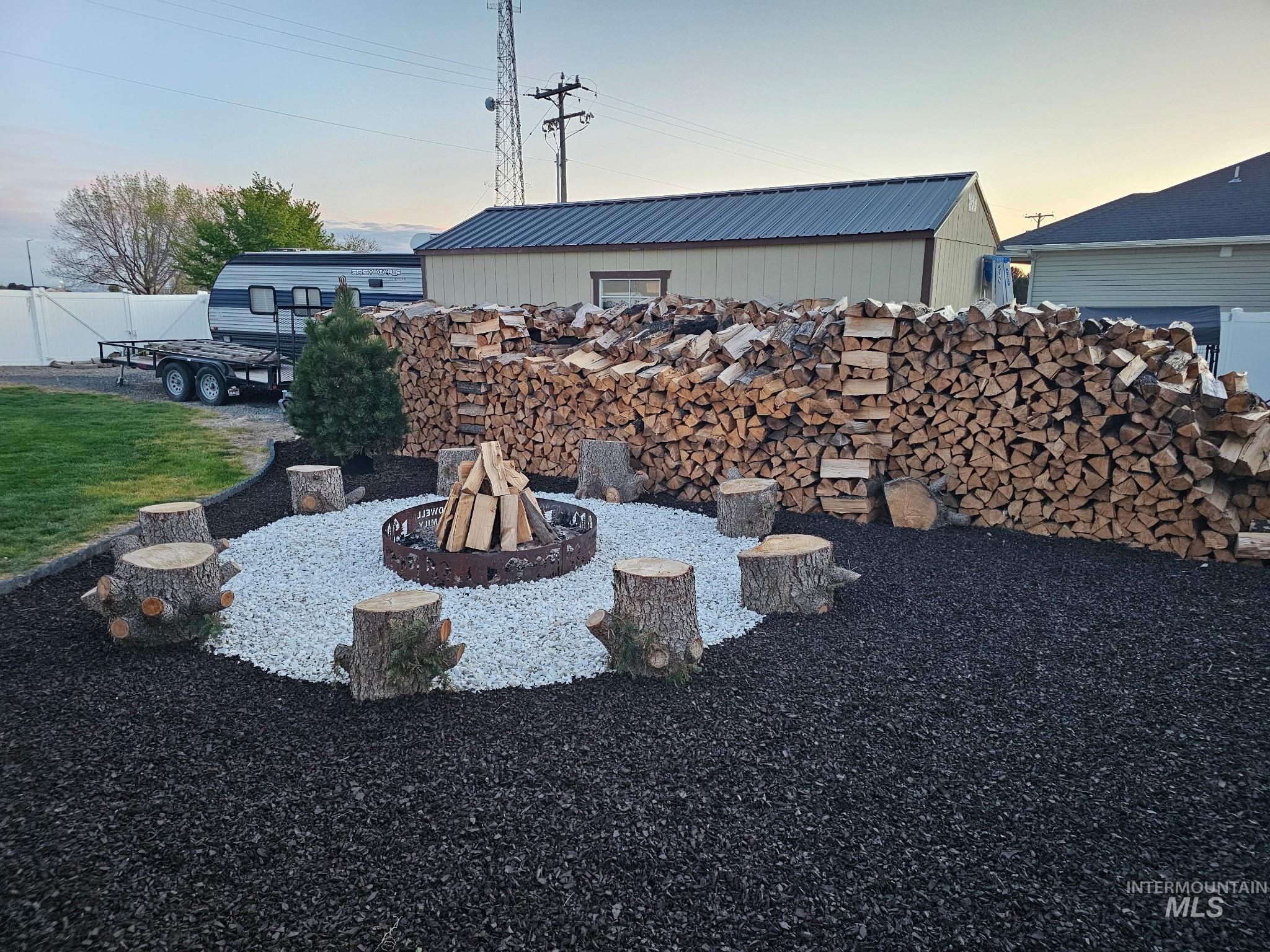 817 Owl Court Property Photo 38