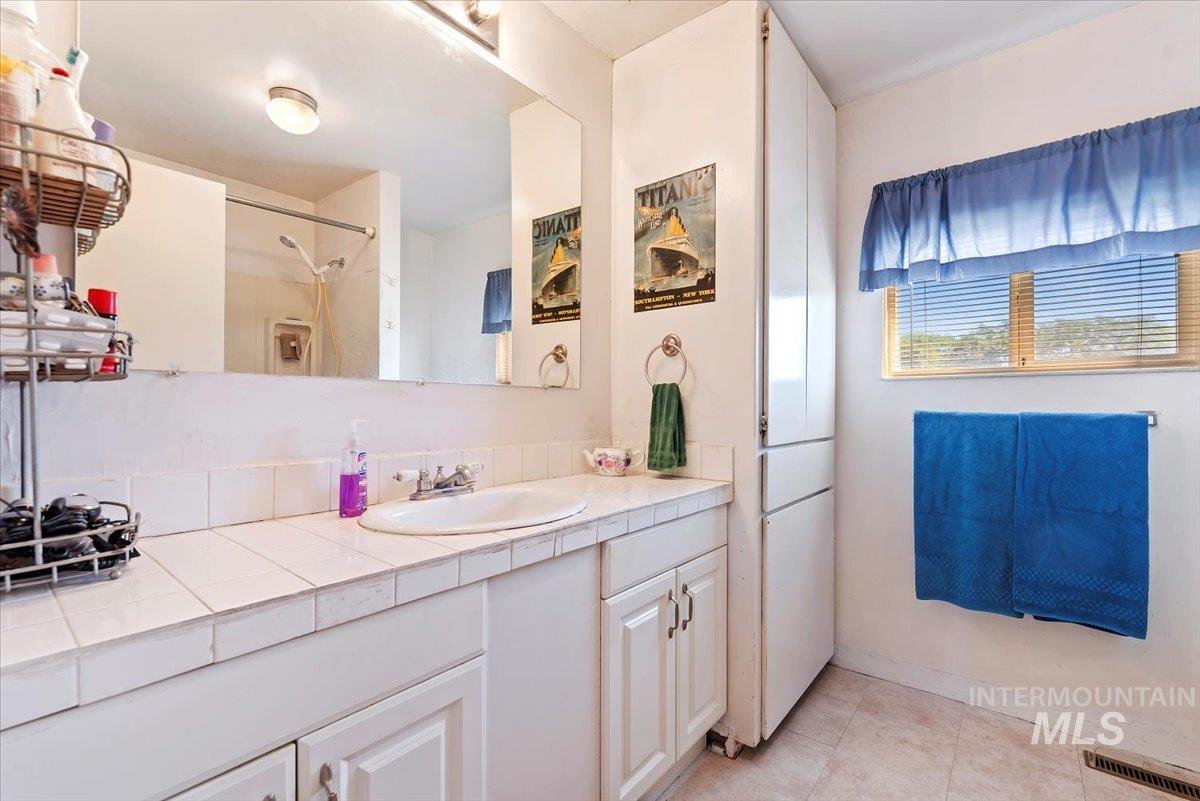 23577 Upper Pleasant Ridge Road Property Photo 16