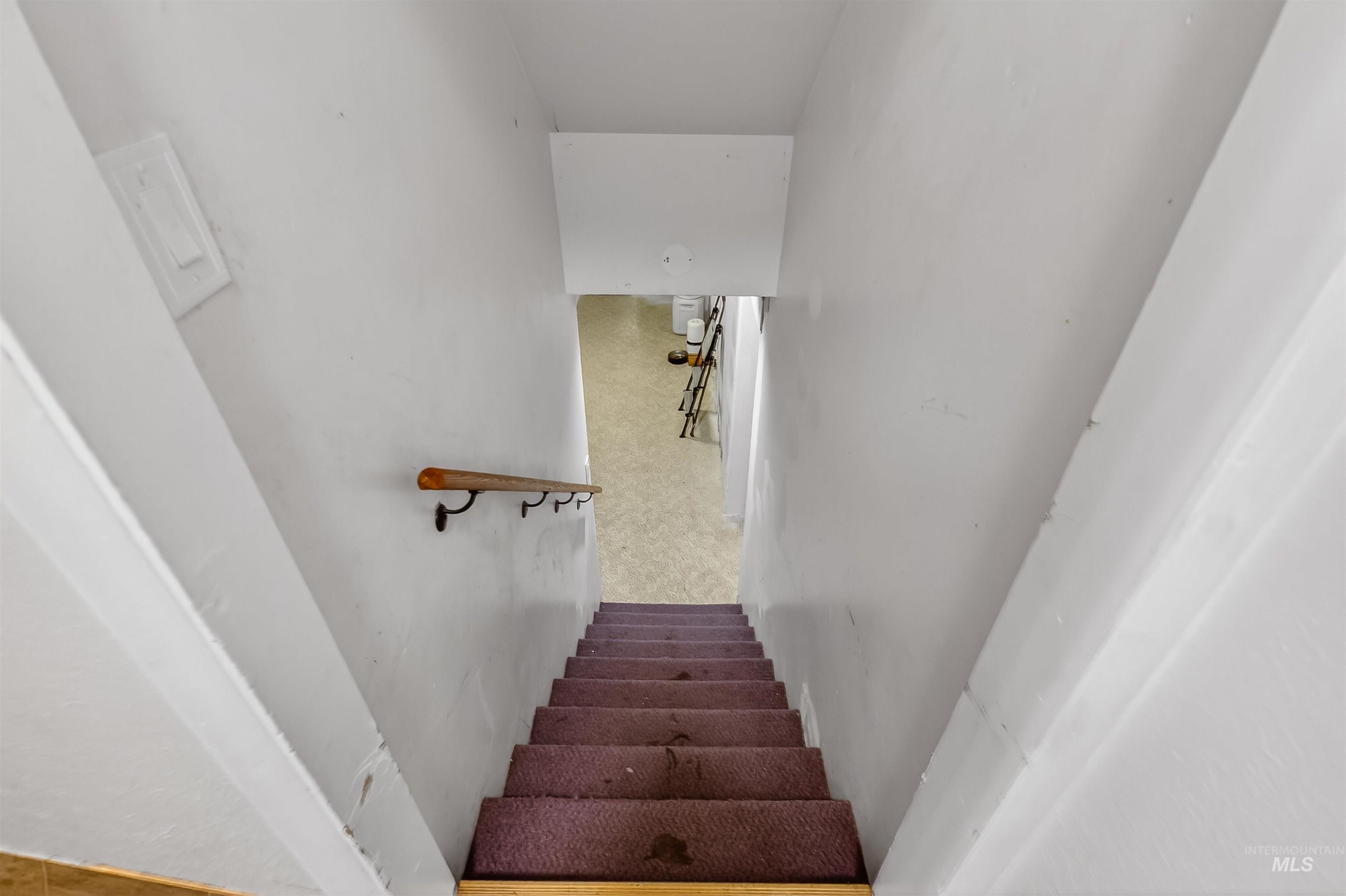 733 Airway Ave. Property Photo 34