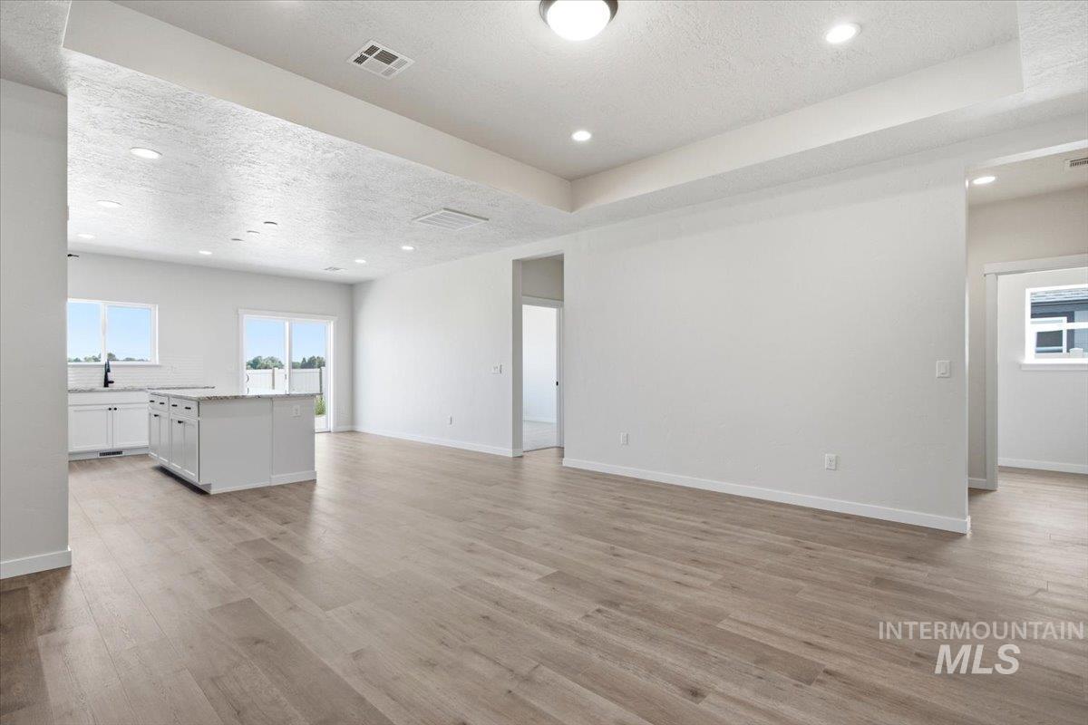 11470 W Tutor St Property Photo 6