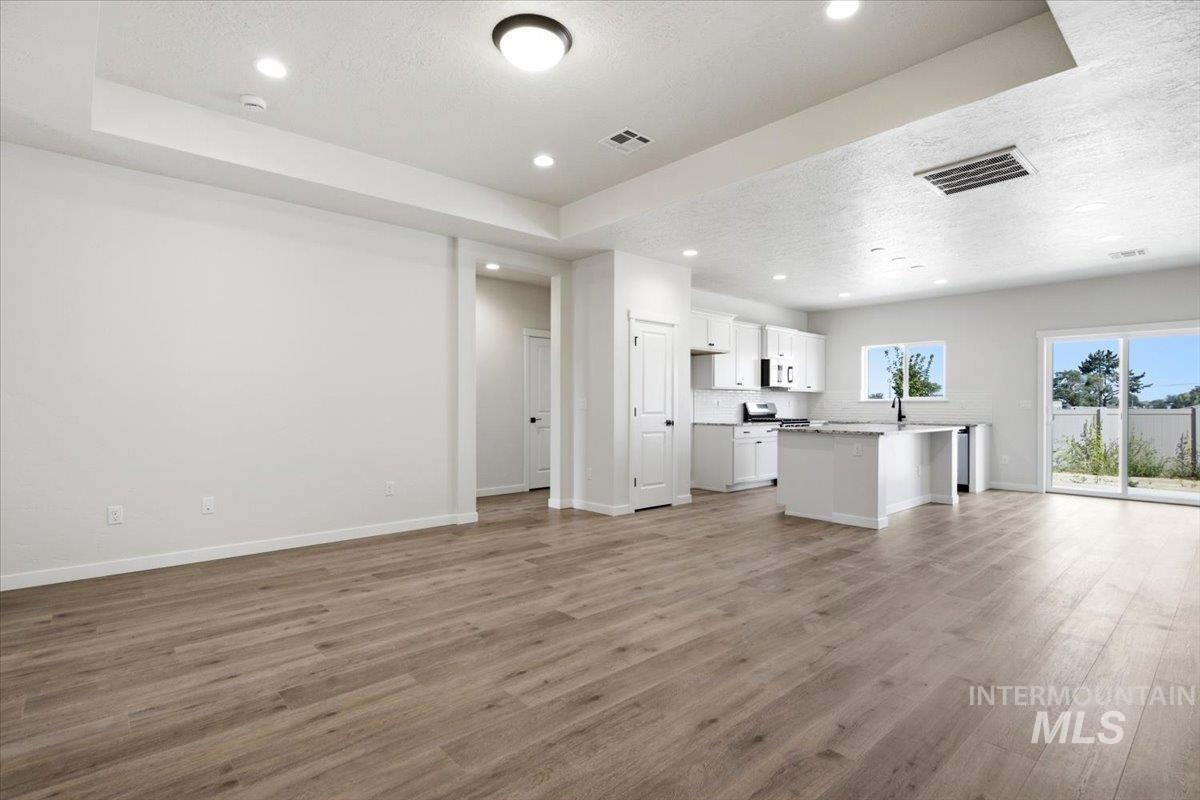 11470 W Tutor St Property Photo 7