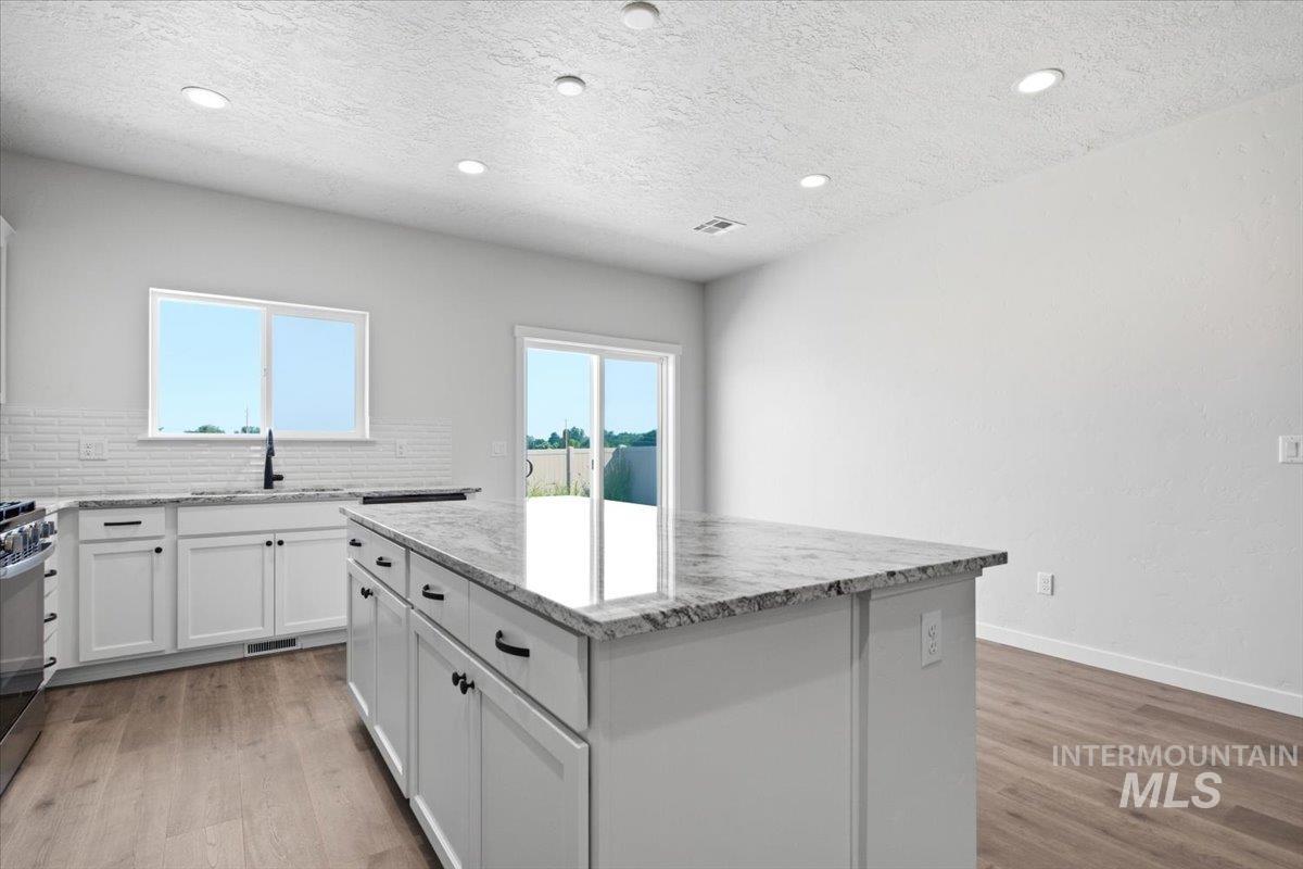 11470 W Tutor St Property Photo 9