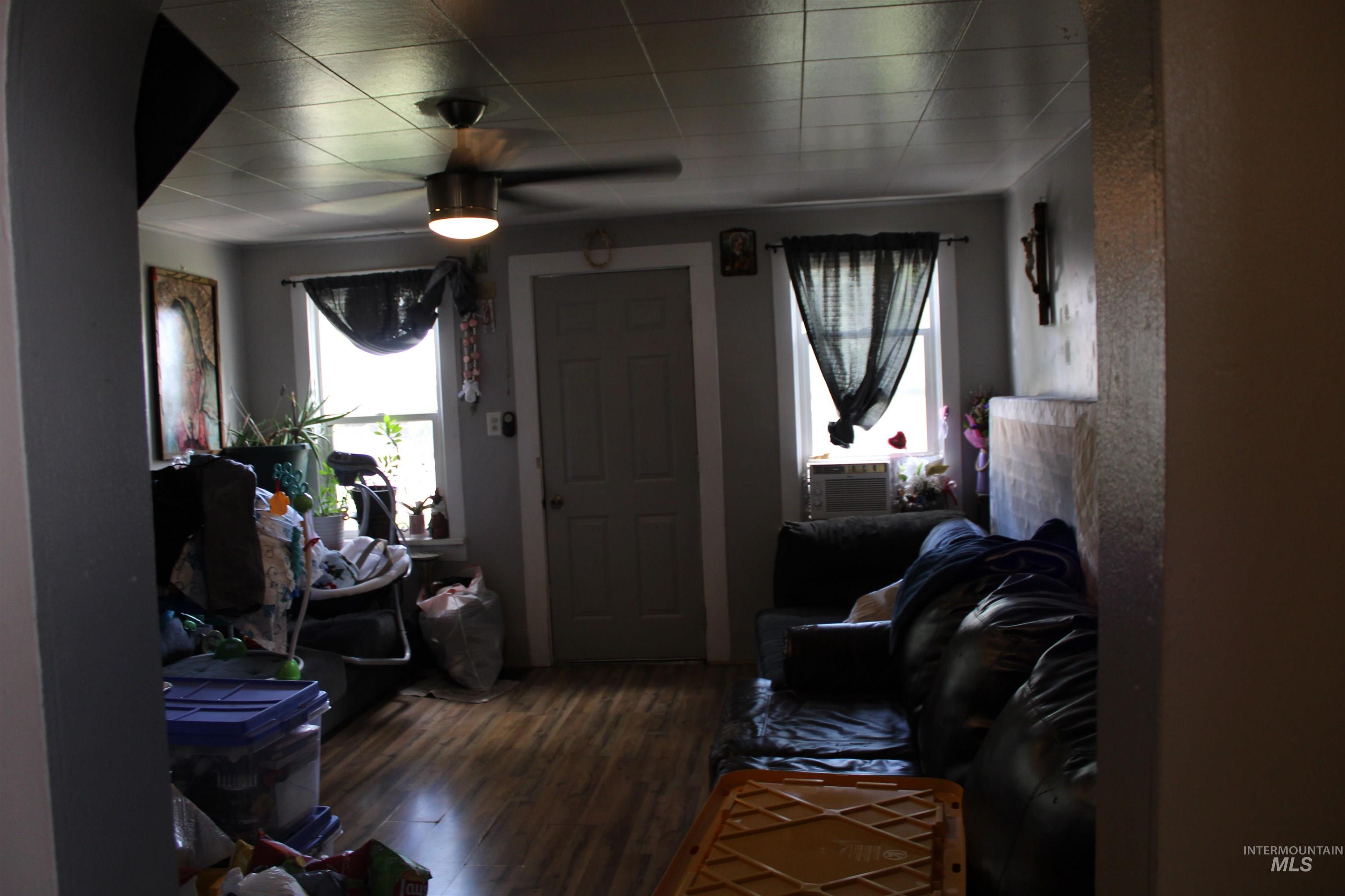 312 E D Property Photo 3
