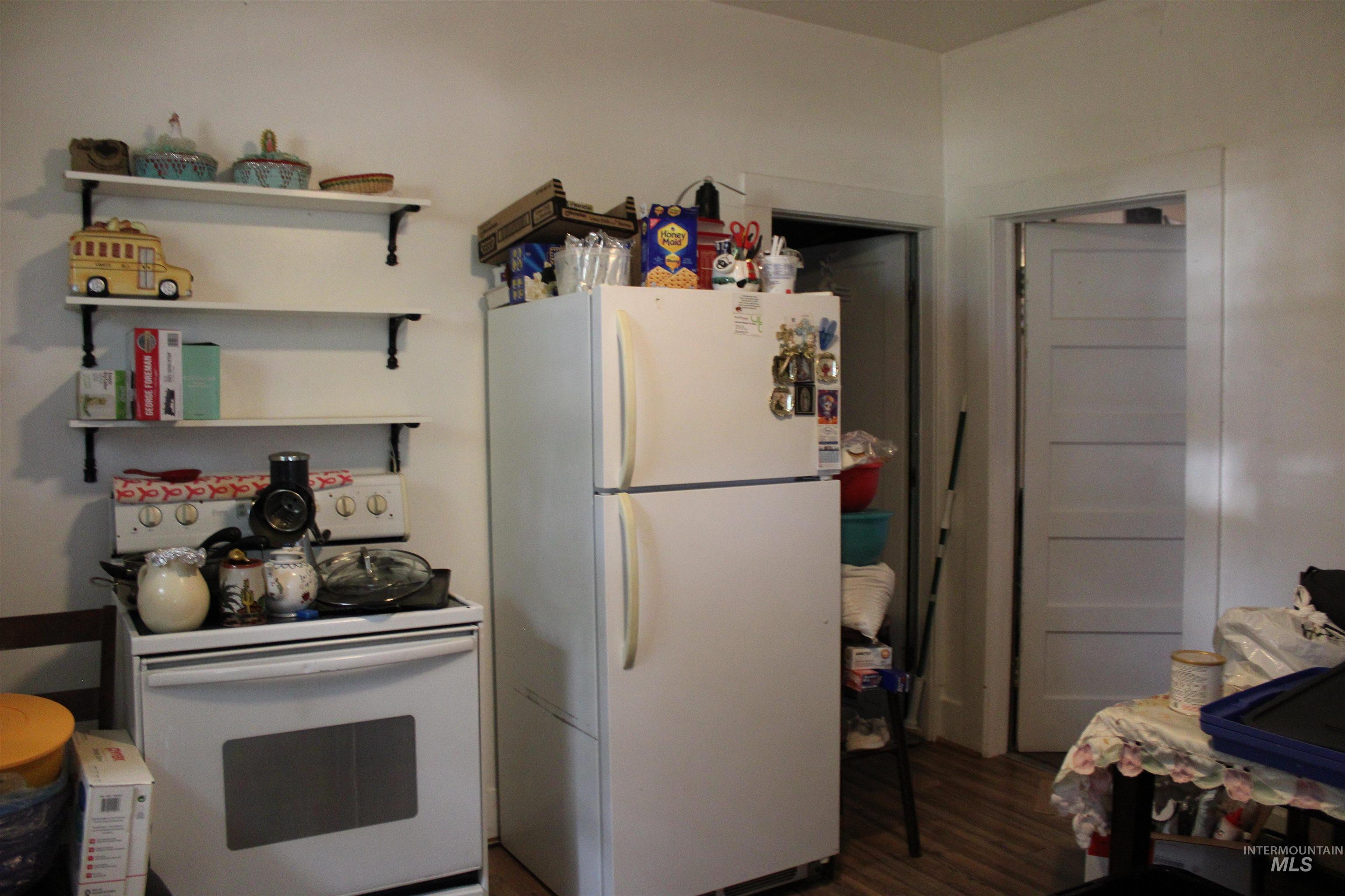 312 E D Property Photo 4