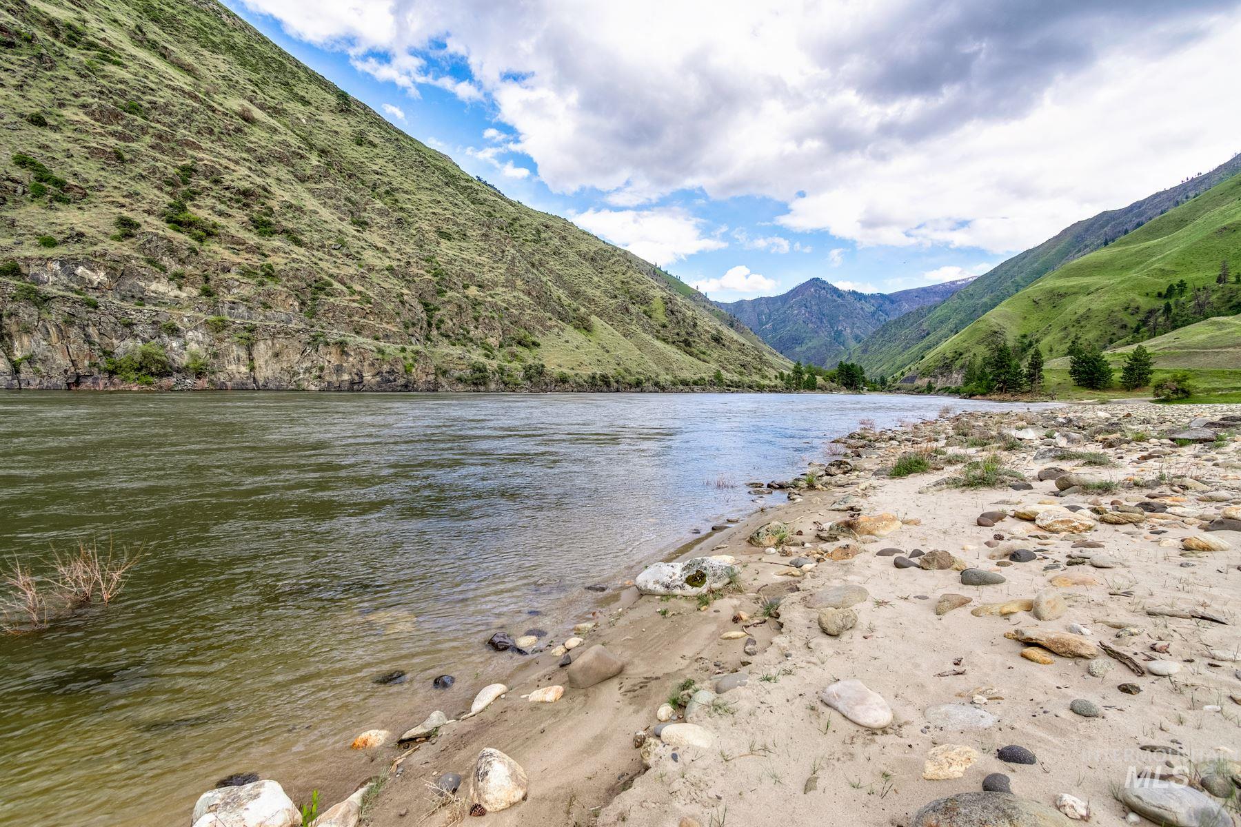 1175 Big Salmon River Rd Property Photo 8