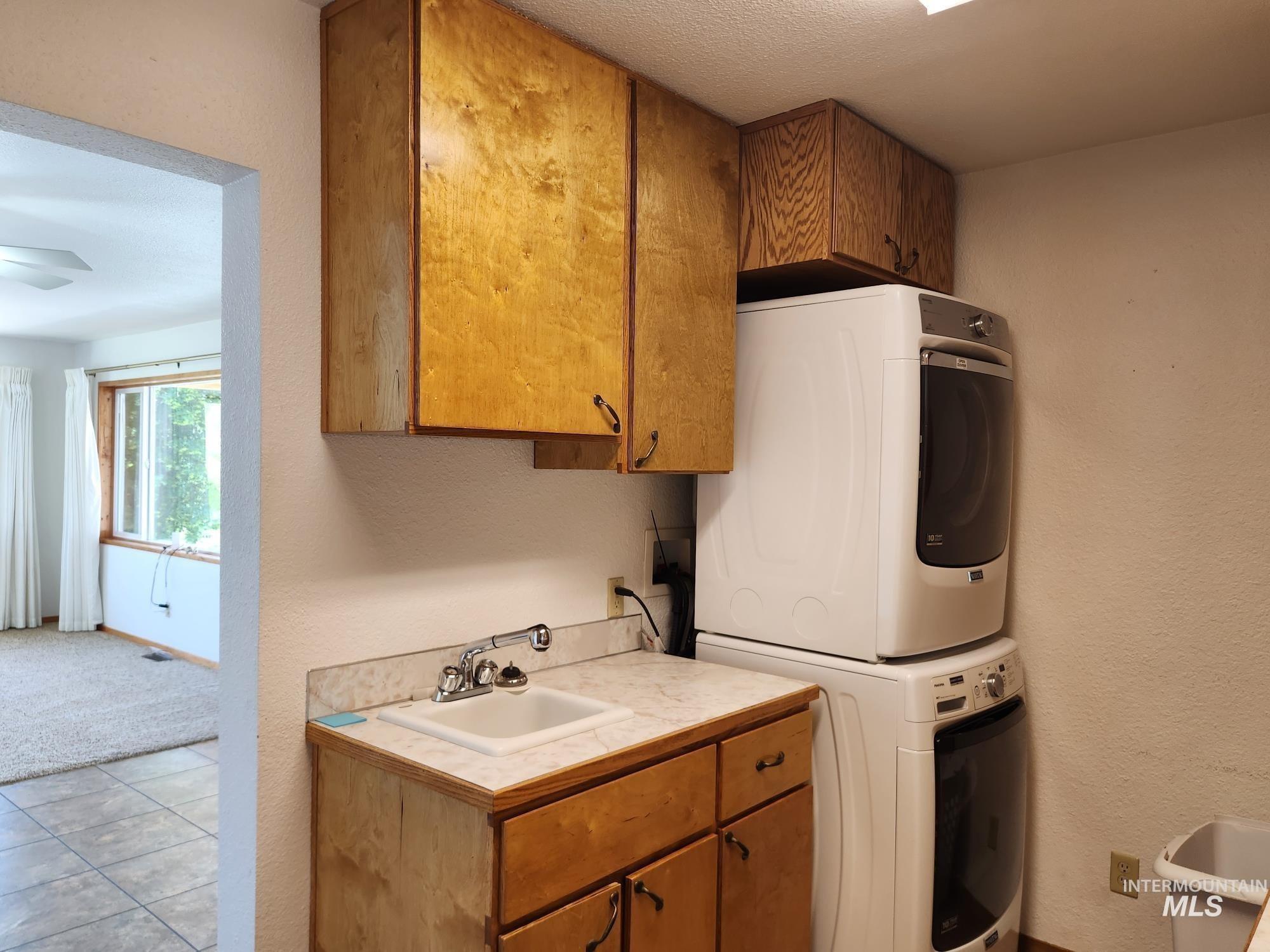 367 Woodland Rd Property Photo 12