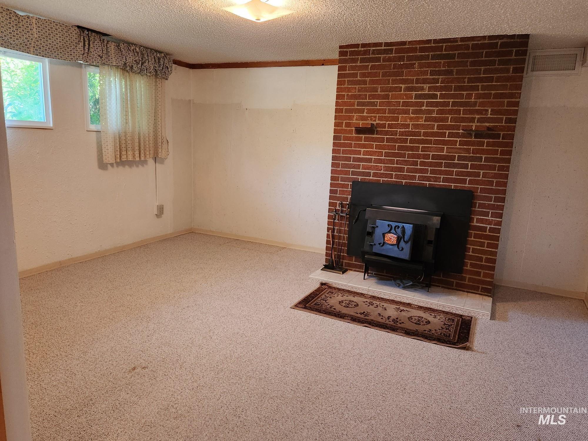 367 Woodland Rd Property Photo 20