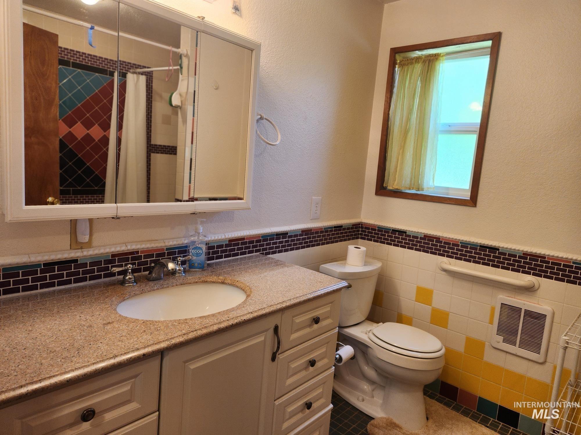 367 Woodland Rd Property Photo 33