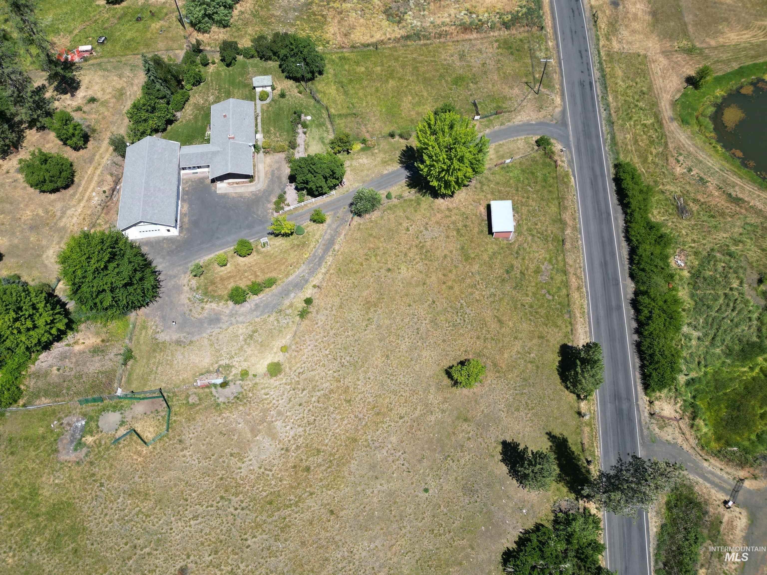367 Woodland Rd Property Photo 45