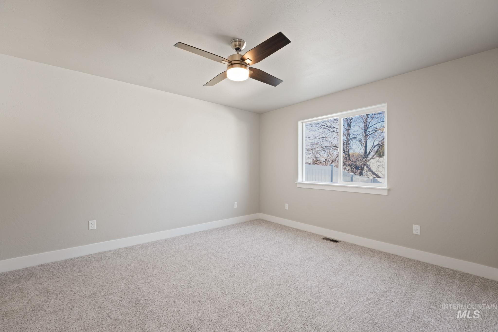 816 Jack Ave Property Photo 24