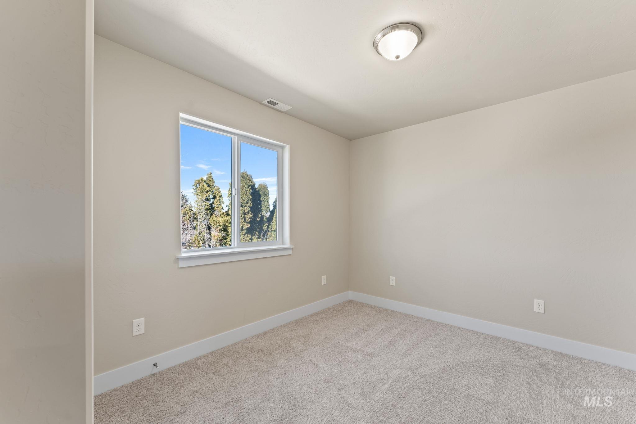 812 Jack Ave Property Photo 33