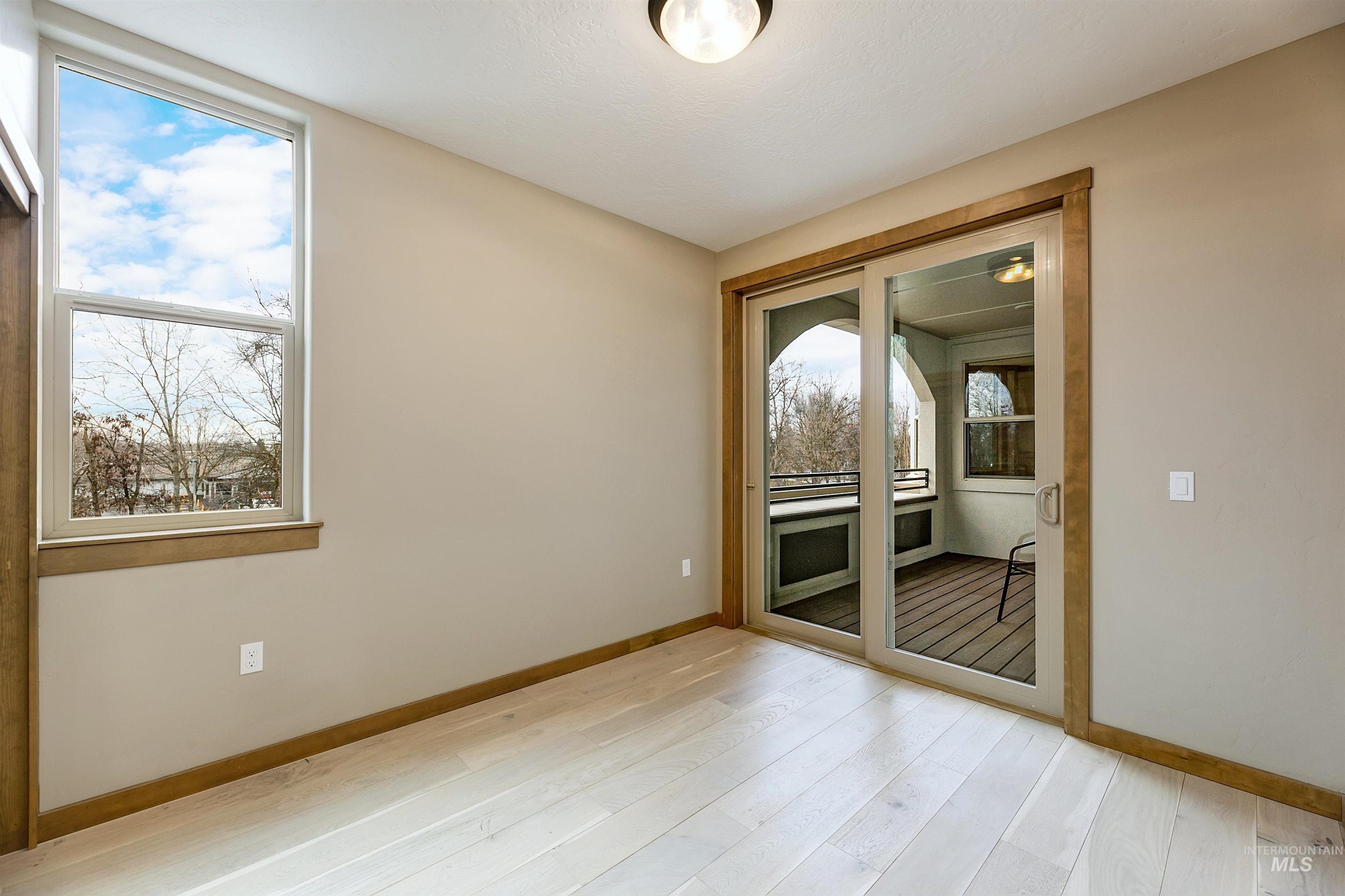 79 W Aikens Street Property Photo 38