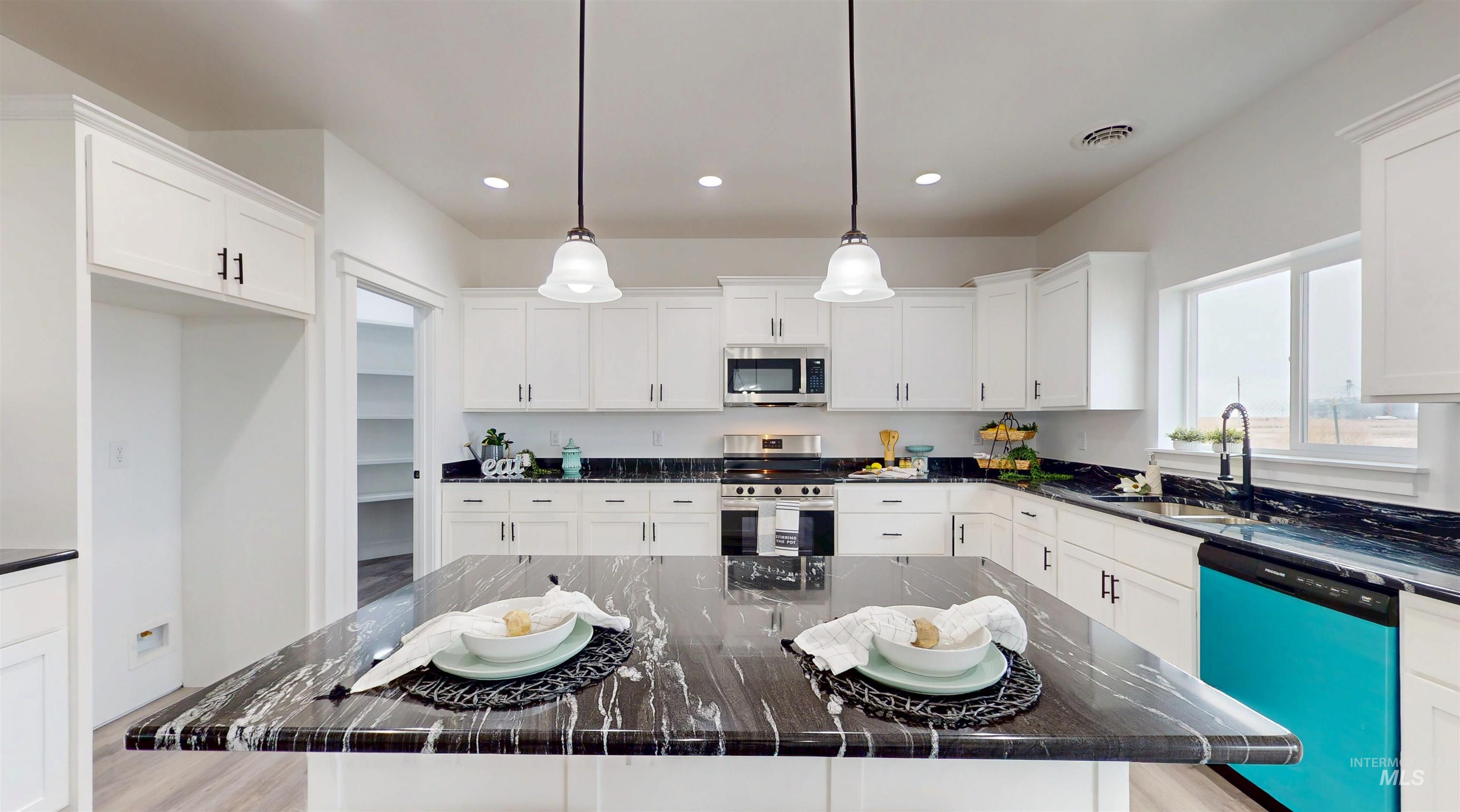 304 Shillington Court Property Photo 14