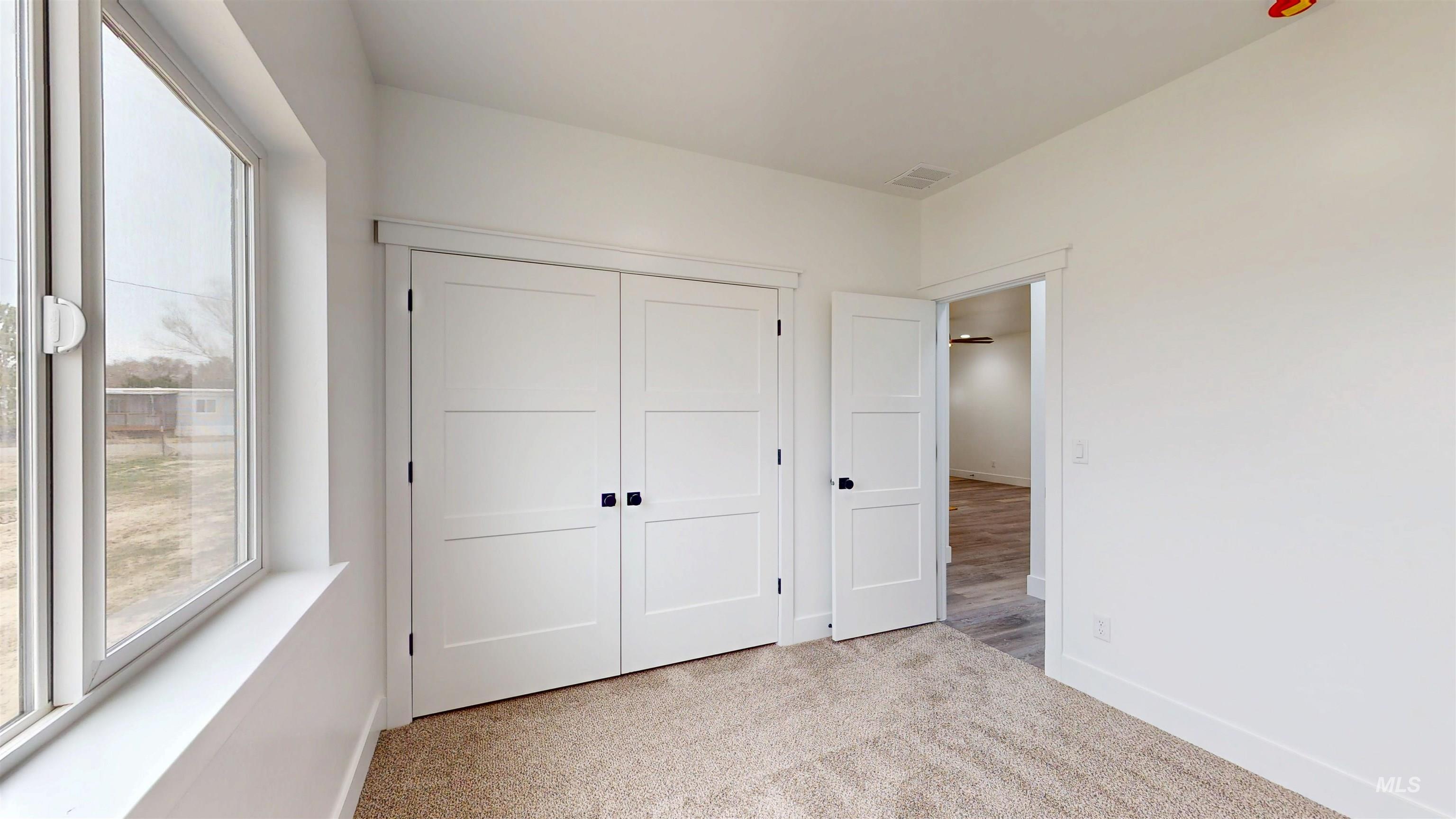 304 Shillington Court Property Photo 32