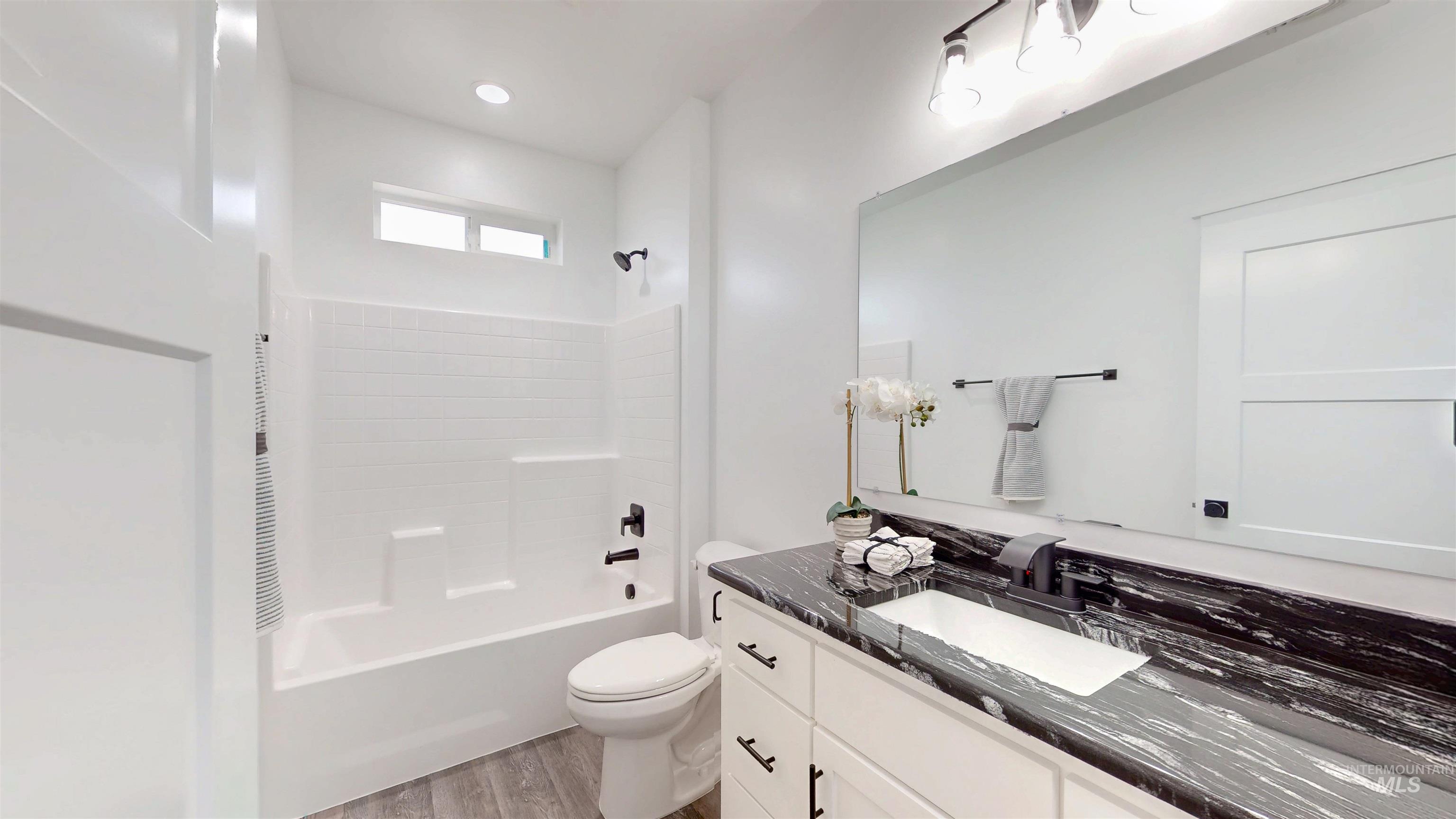 304 Shillington Court Property Photo 33