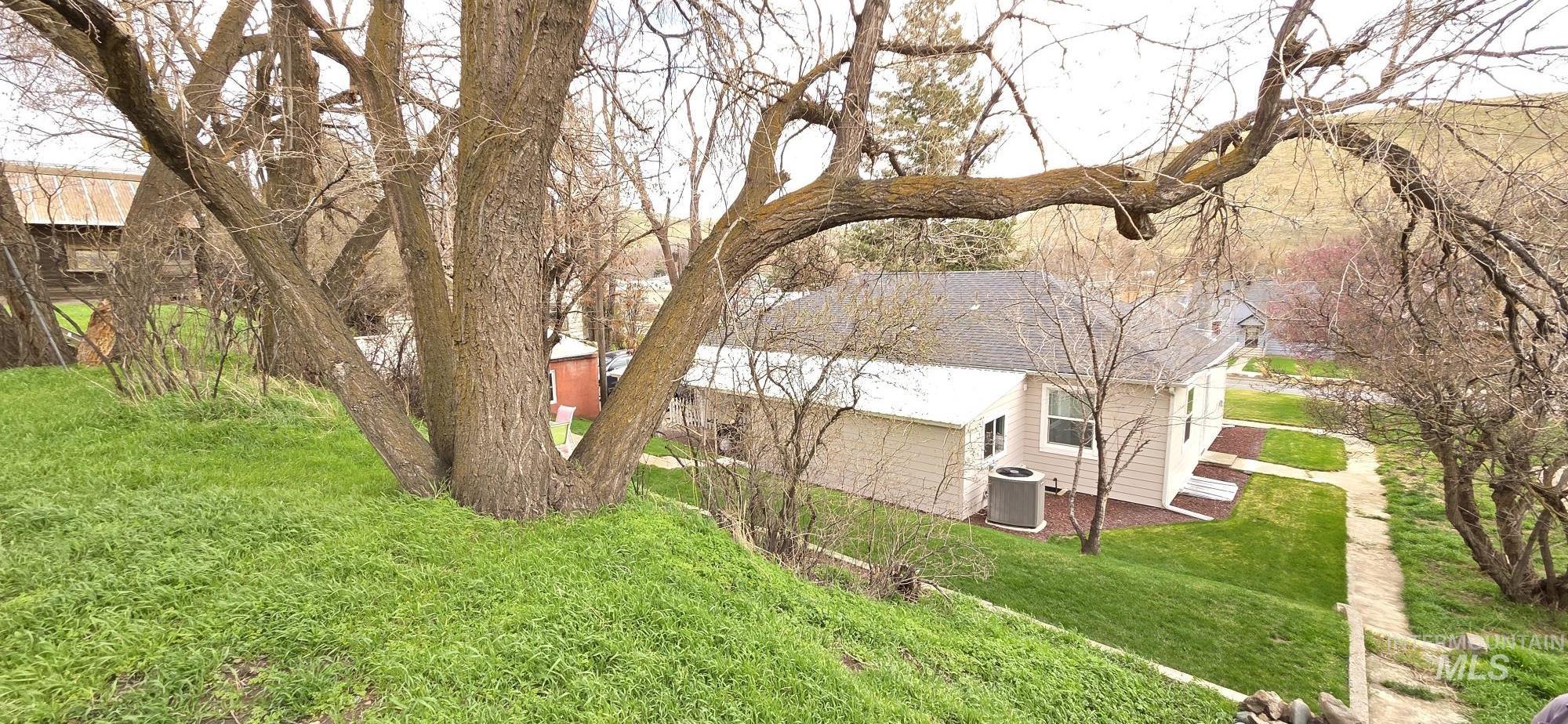 1269 Main Street Property Photo 12