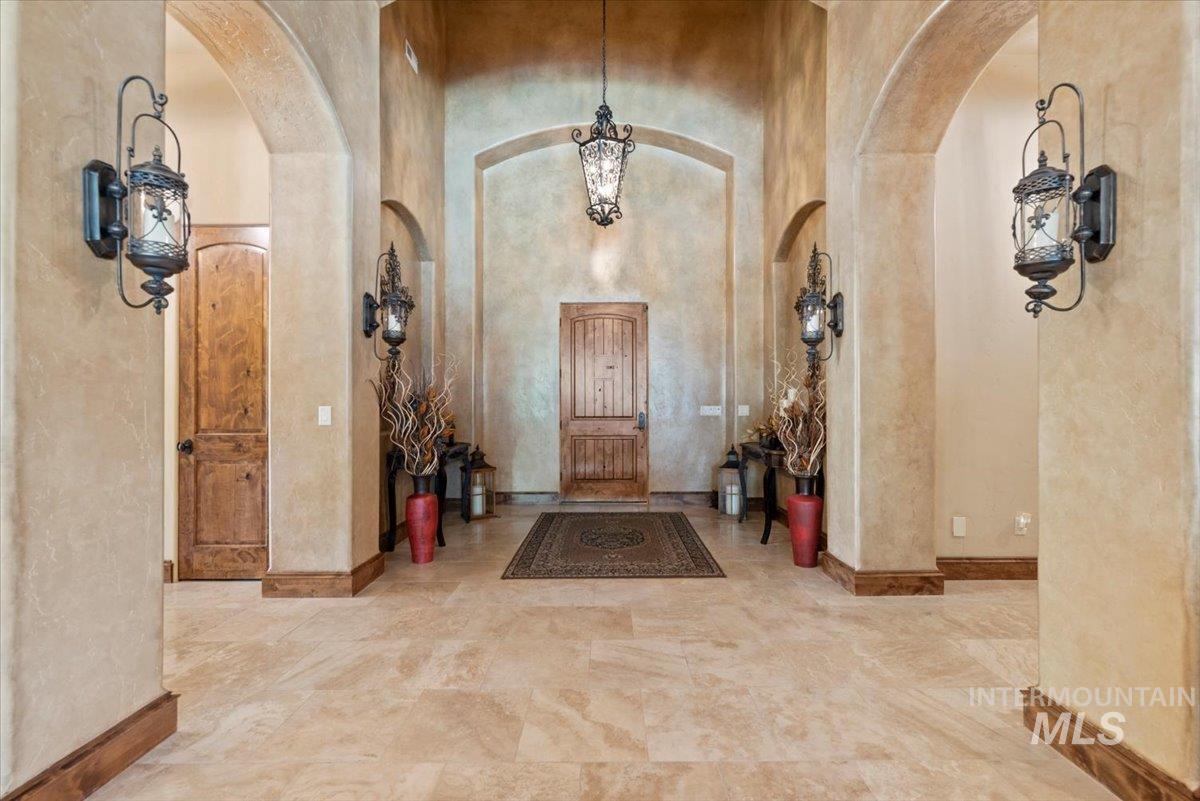 2515 N Big Sky Place Property Photo 4