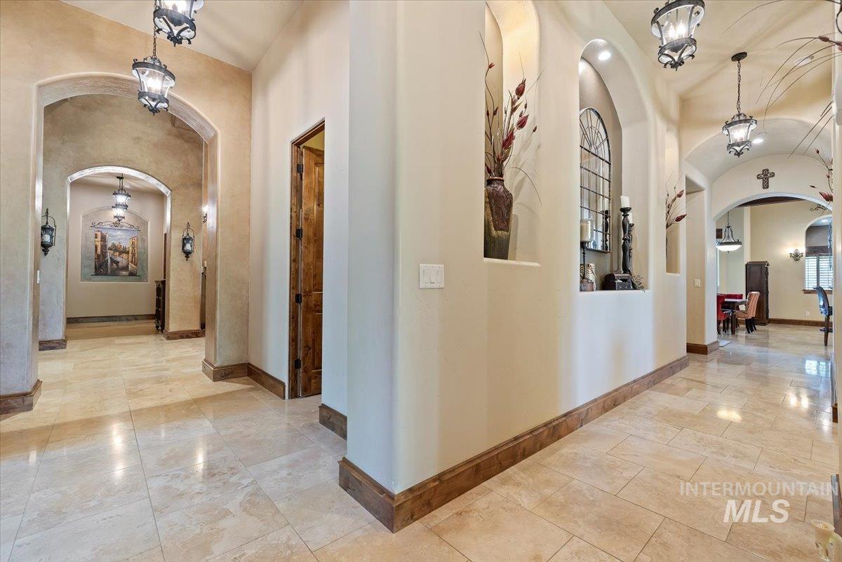 2515 N Big Sky Place Property Photo 7