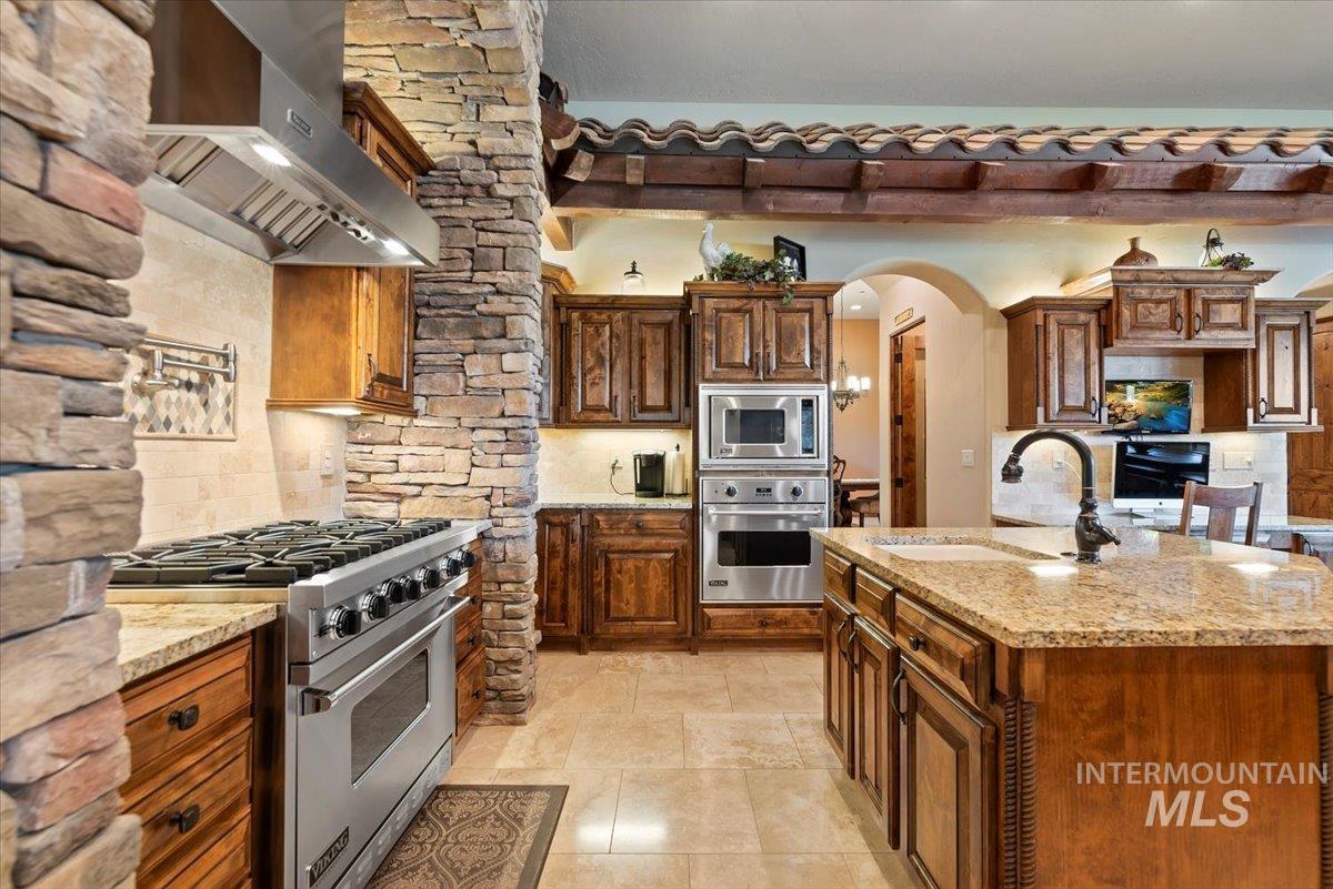 2515 N Big Sky Place Property Photo 9