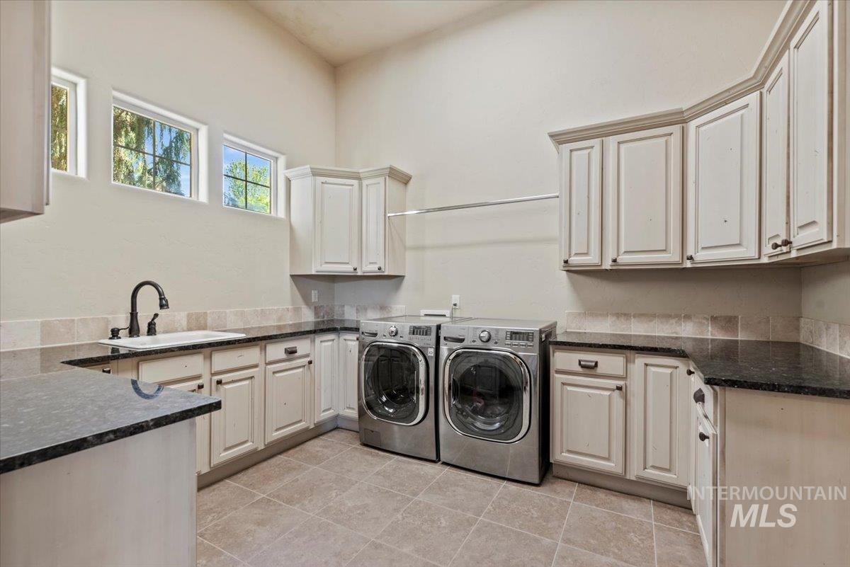 2515 N Big Sky Place Property Photo 32
