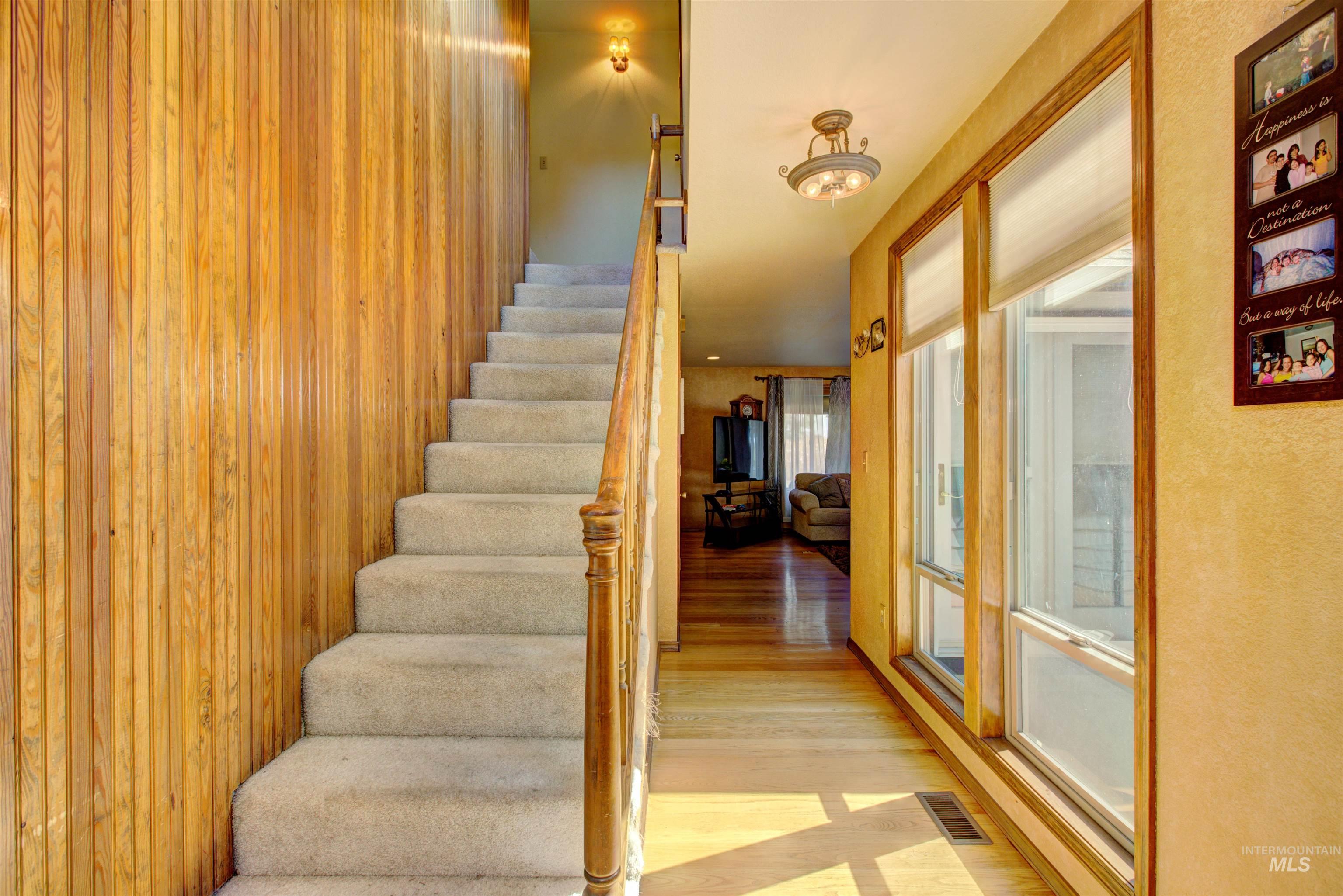 150 E Hubbard Property Photo 22
