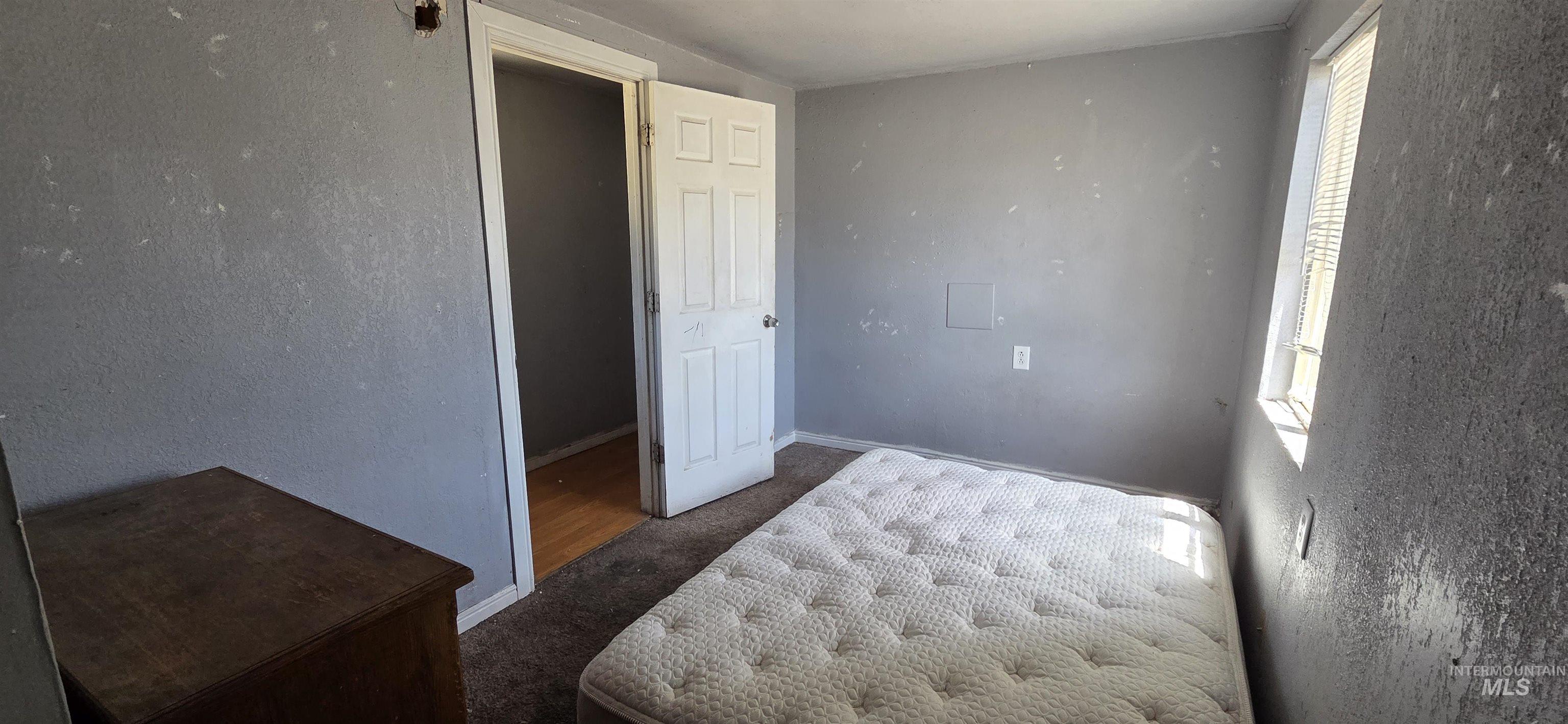 313 E Kearney St Property Photo 12