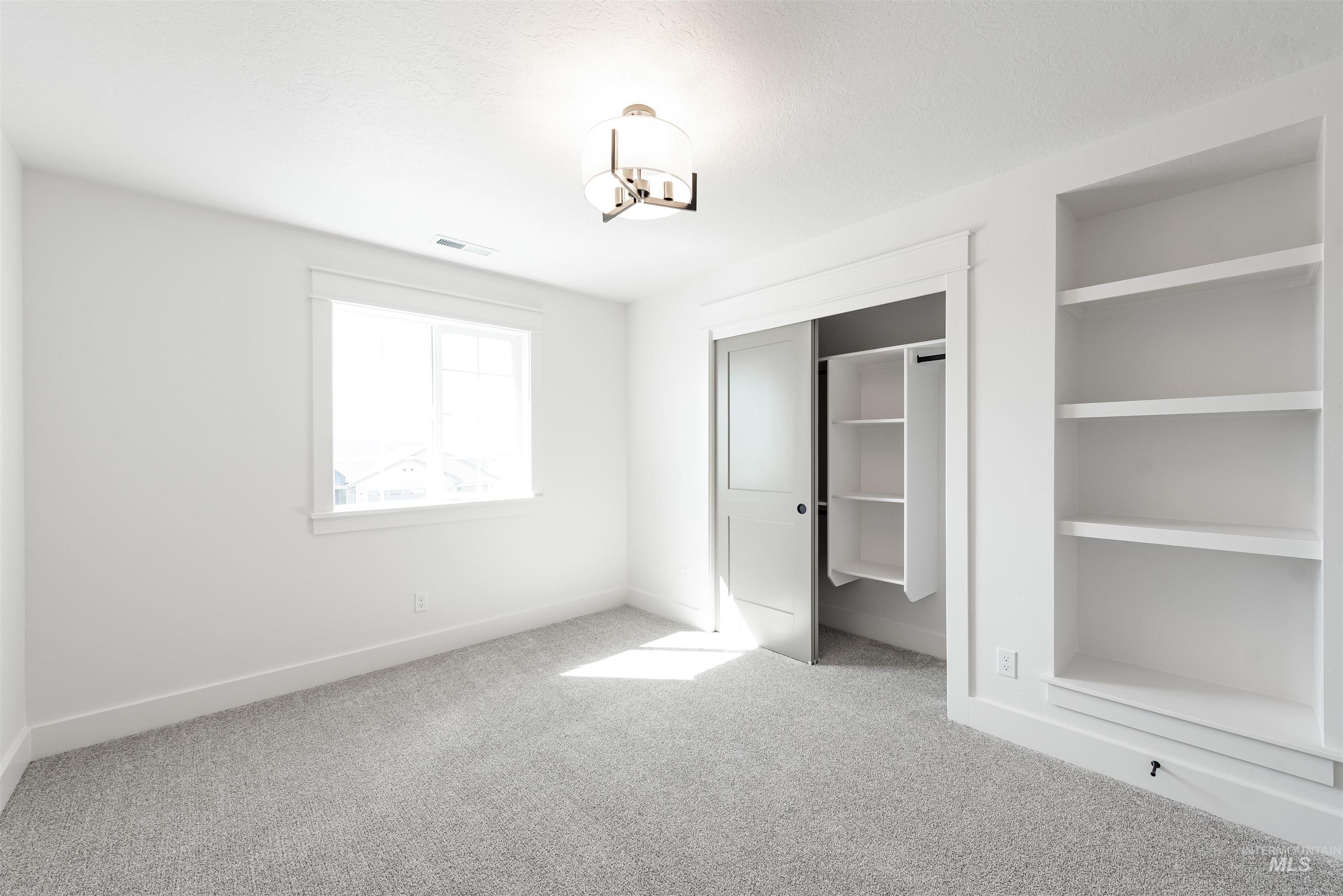 410 S Diesel Way Property Photo 38