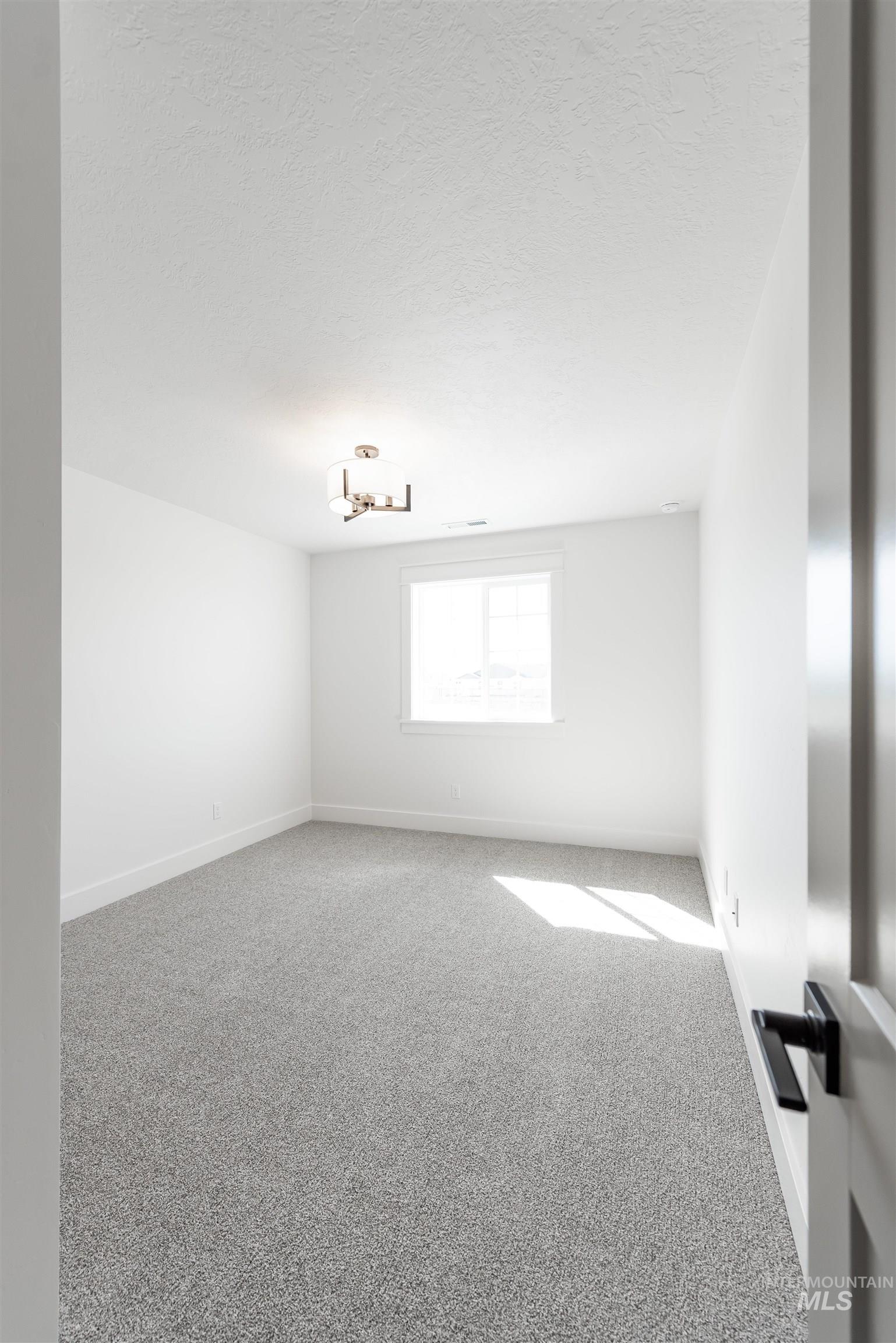 410 S Diesel Way Property Photo 41
