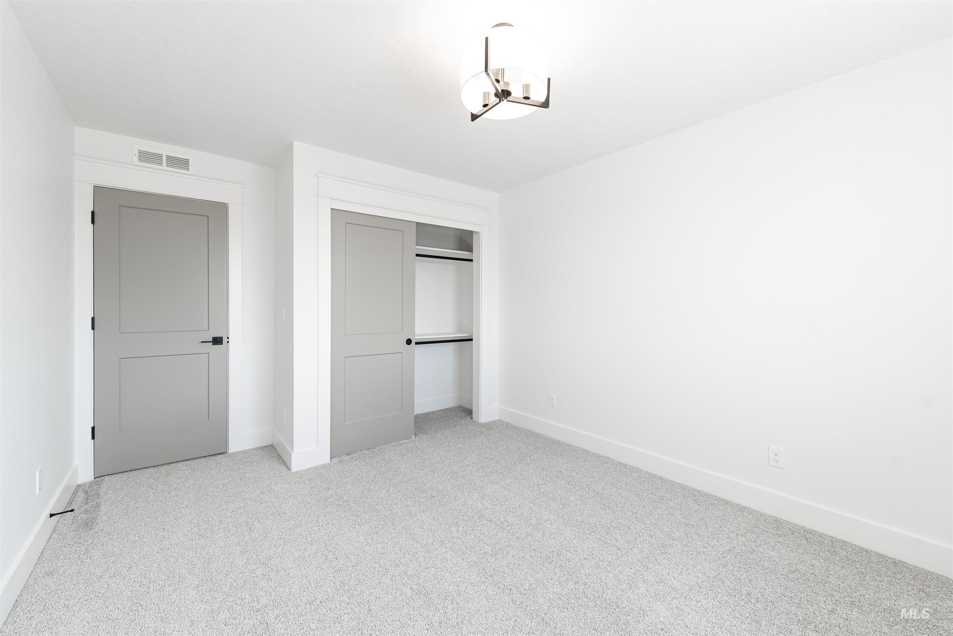410 S Diesel Way Property Photo 42