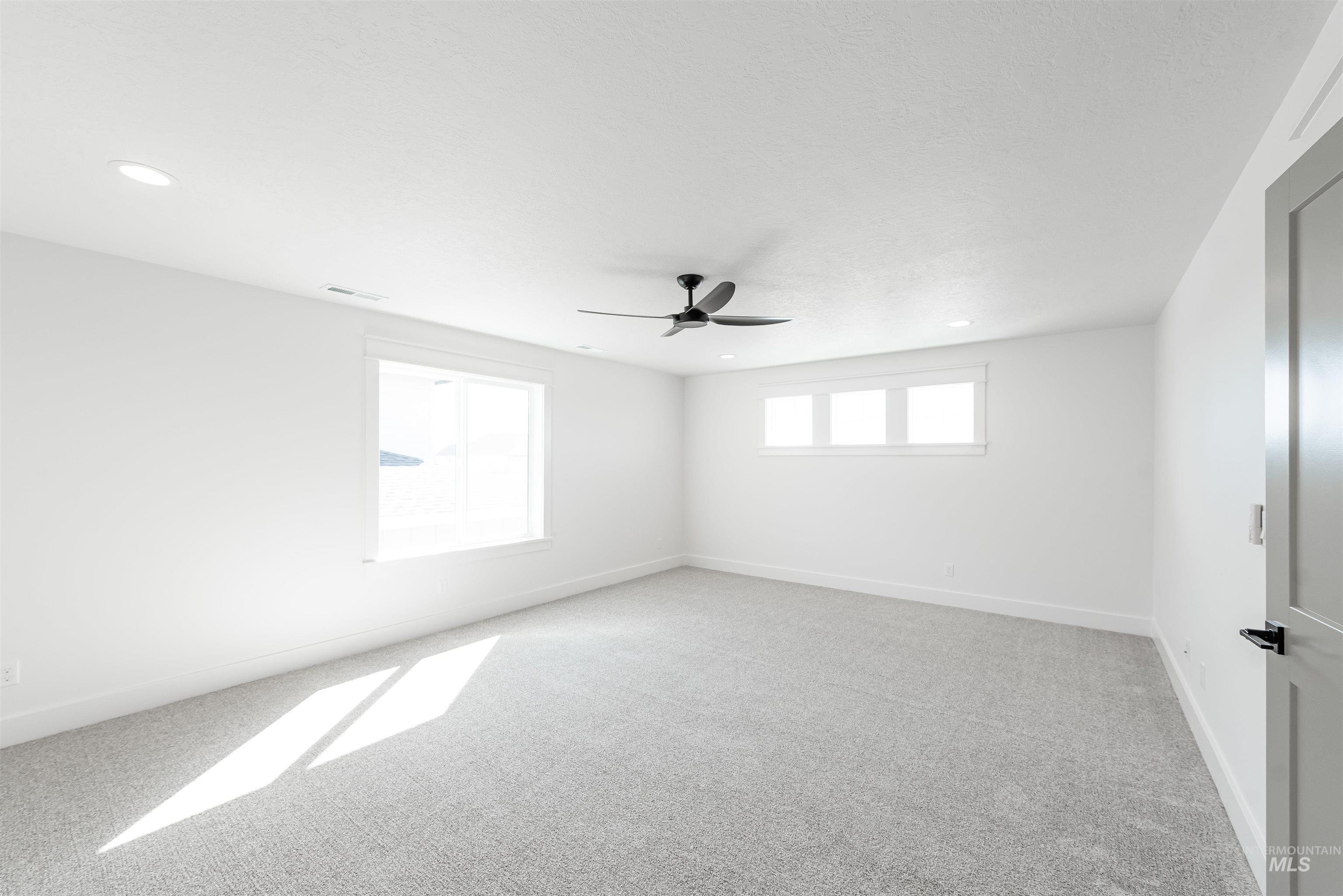 410 S Diesel Way Property Photo 44