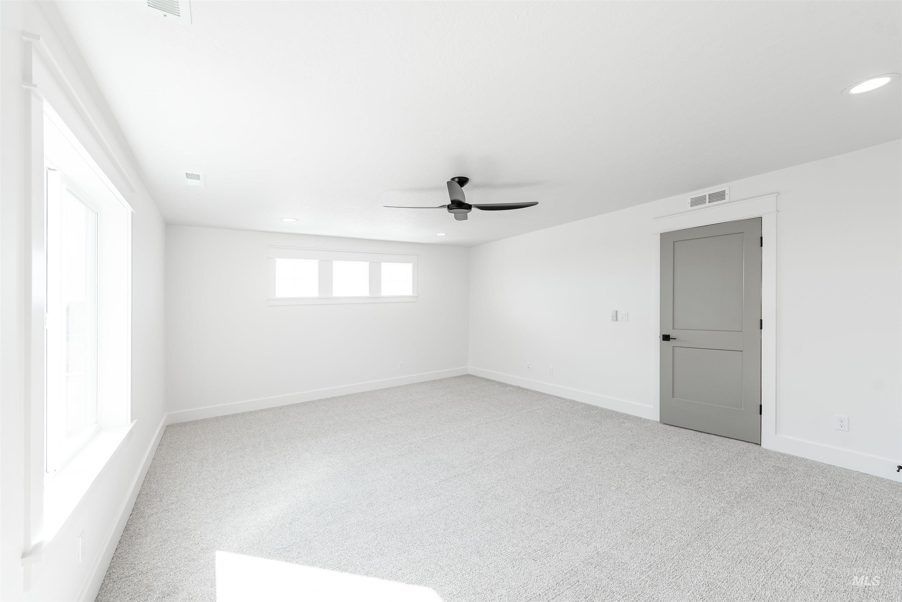 410 S Diesel Way Property Photo 45