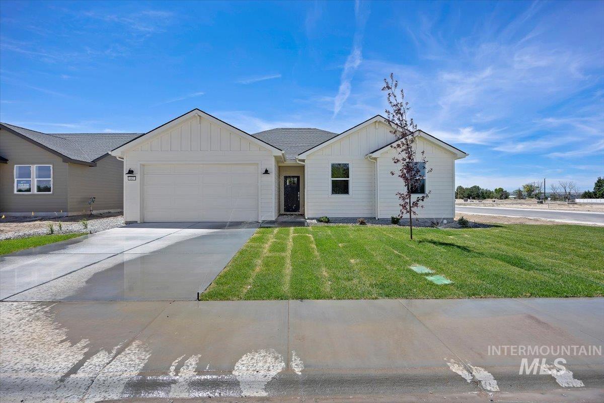 687 Will Lane Property Photo 1