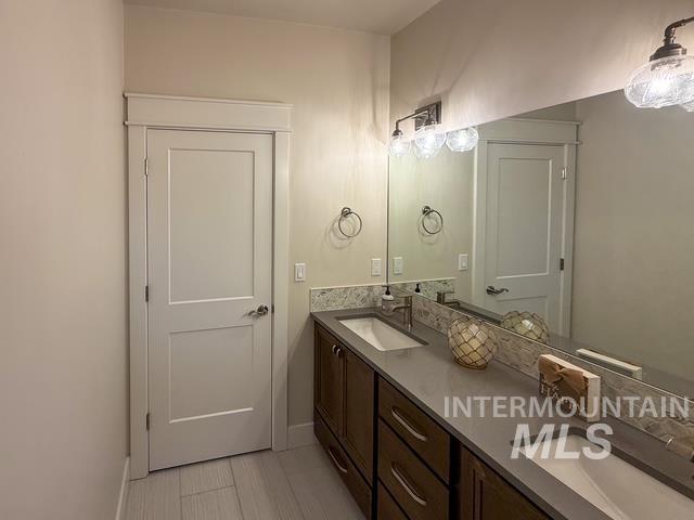 3366 W Lassen Dr Property Photo 38